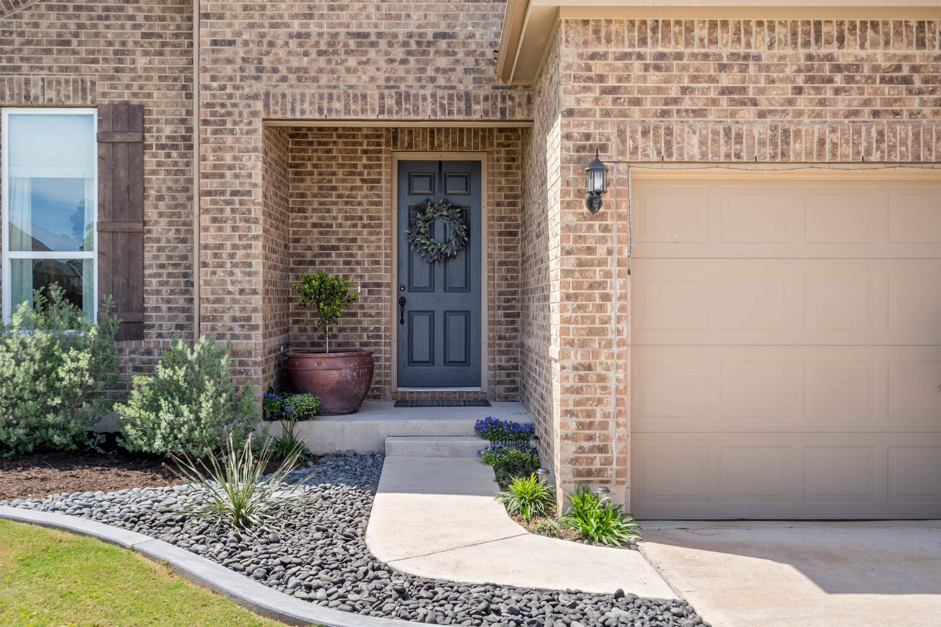 400 Verbena DR, Marble Falls, TX 78654