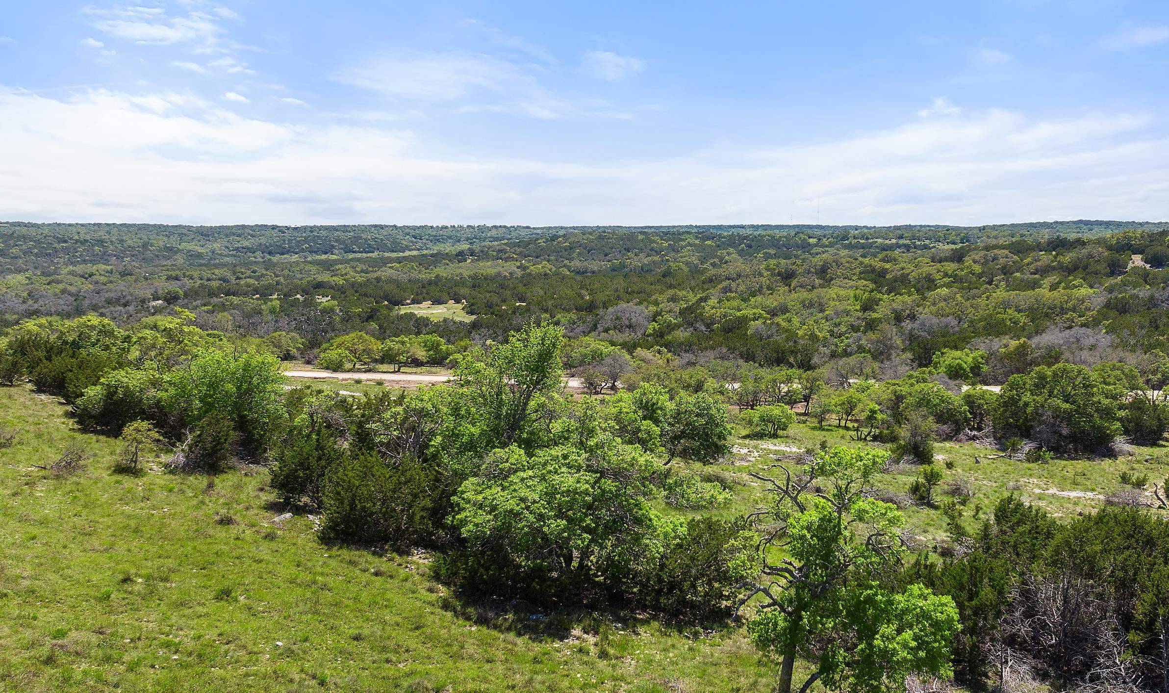 3680-5 Schumann RD, Fredericksburg, TX 78624