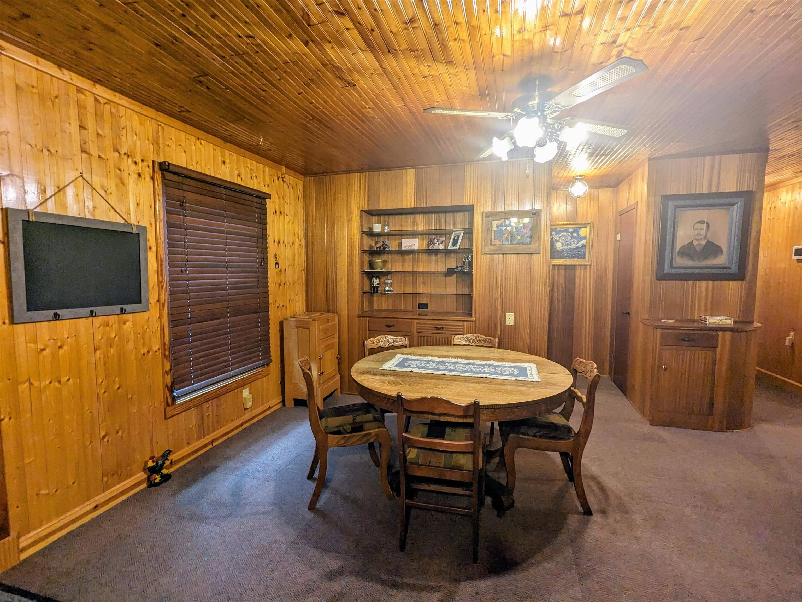 407 E 1St St, Lampasas, TX 76550