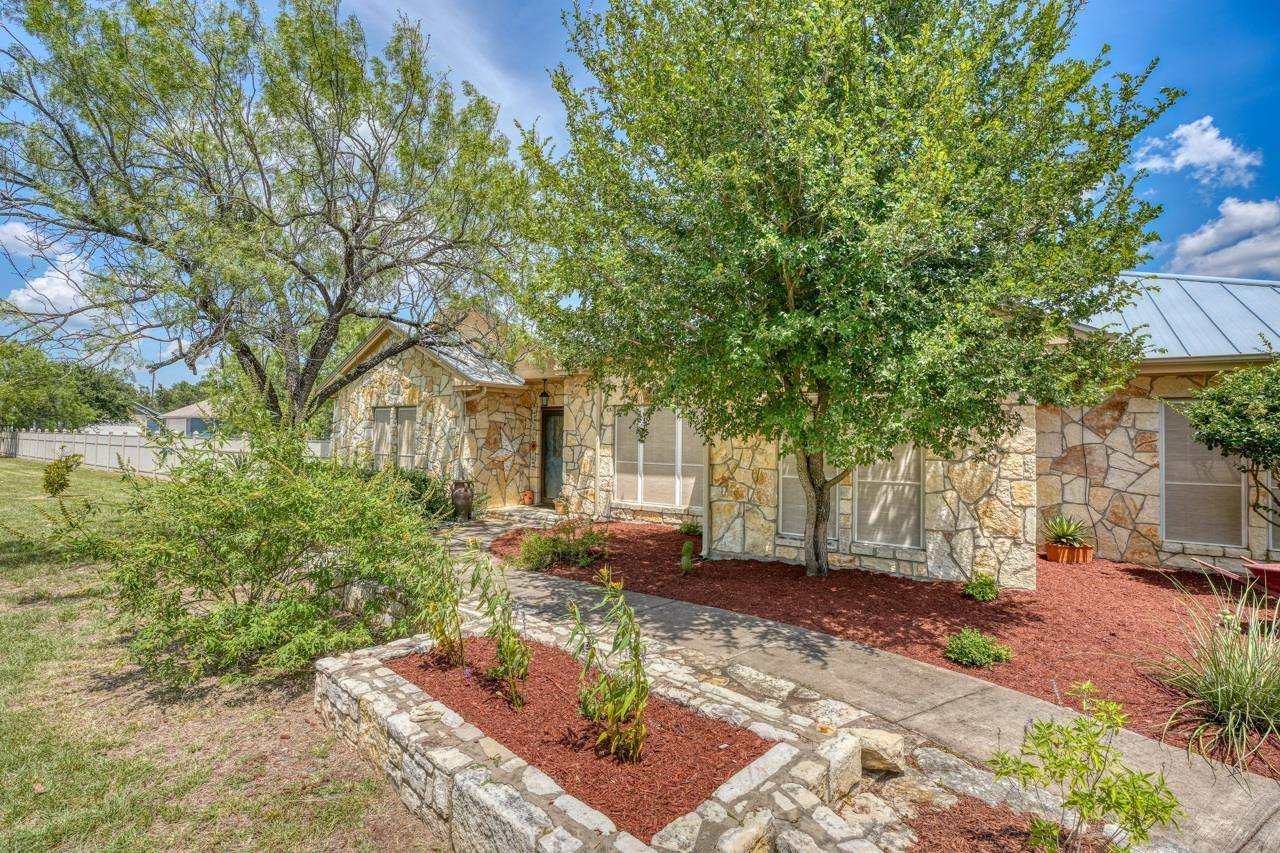 131 CR 144A, Marble Falls, TX 78654