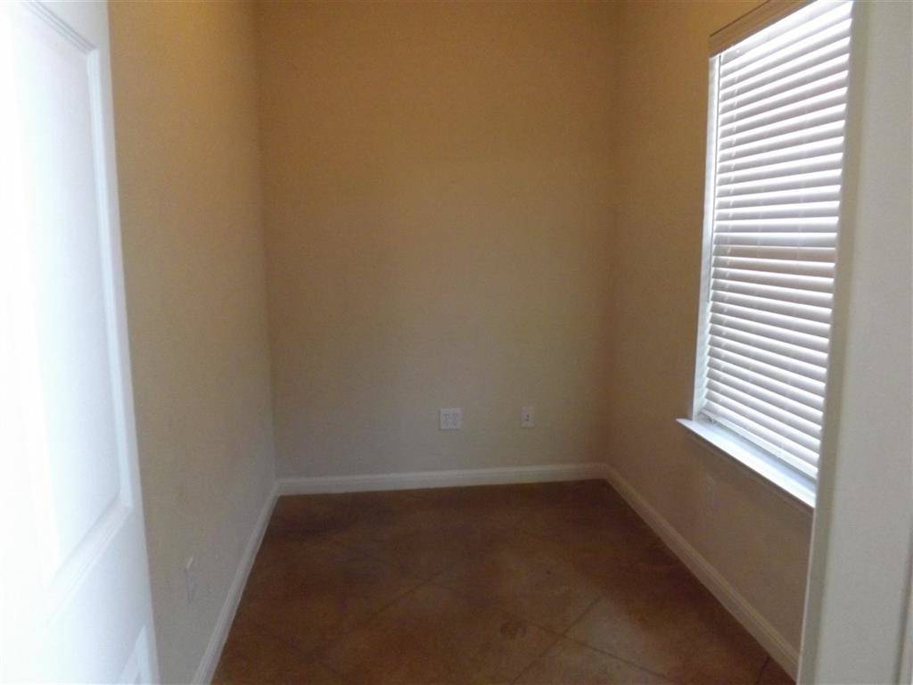 501 Avenue J 101, Marble Falls, TX 78654