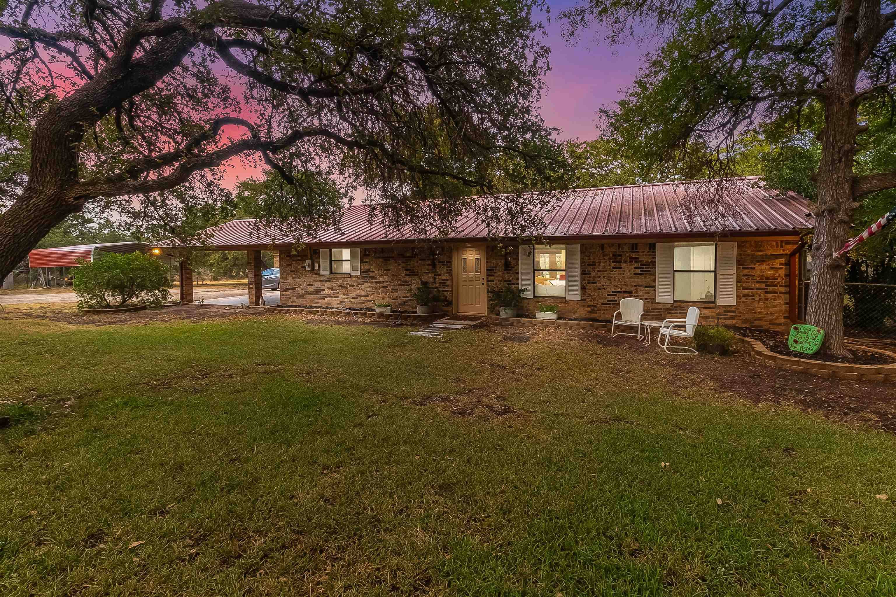 319 Creek LN, Marble Falls, TX 78654