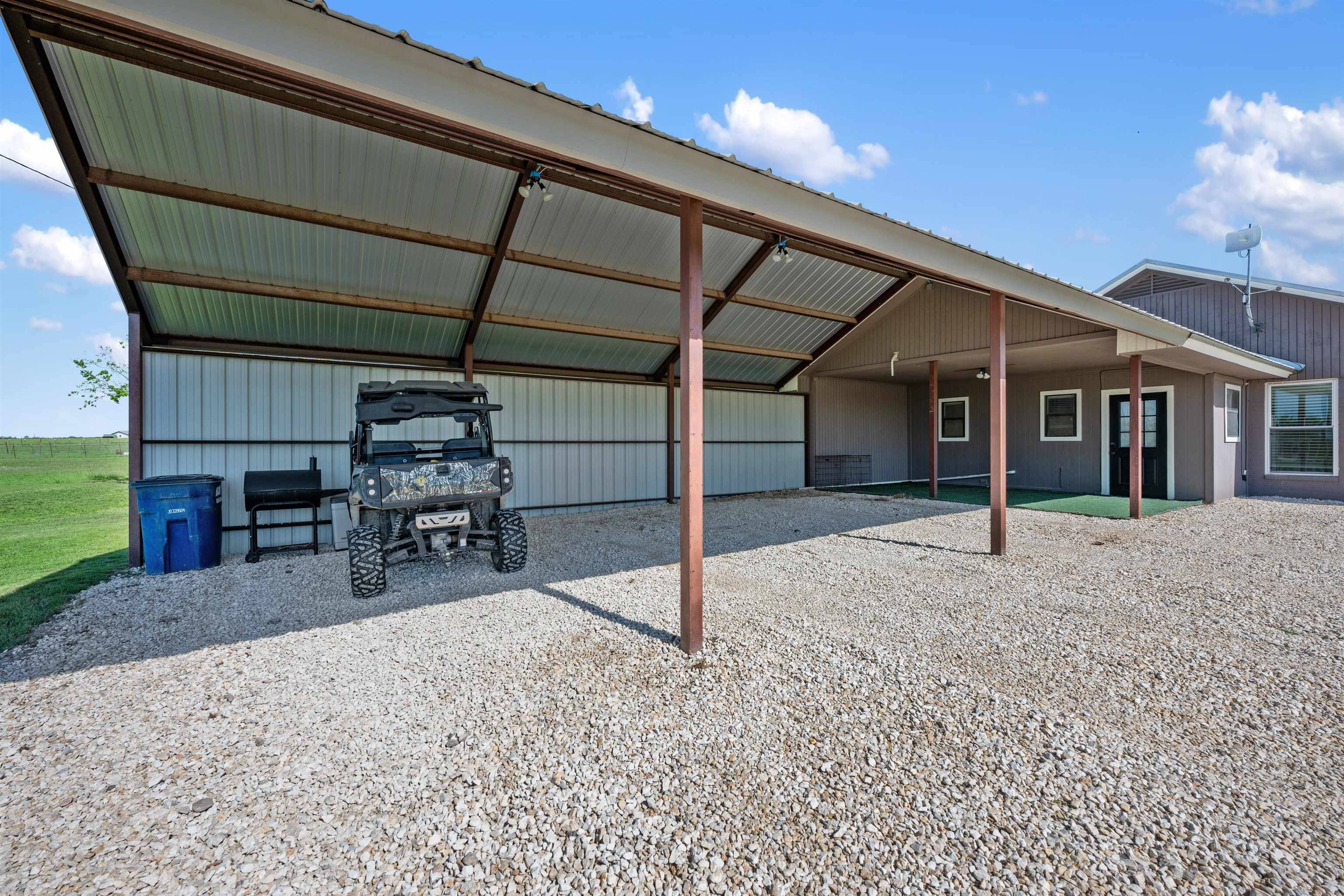 3350 County Road 303, Jarrell, TX 76537
