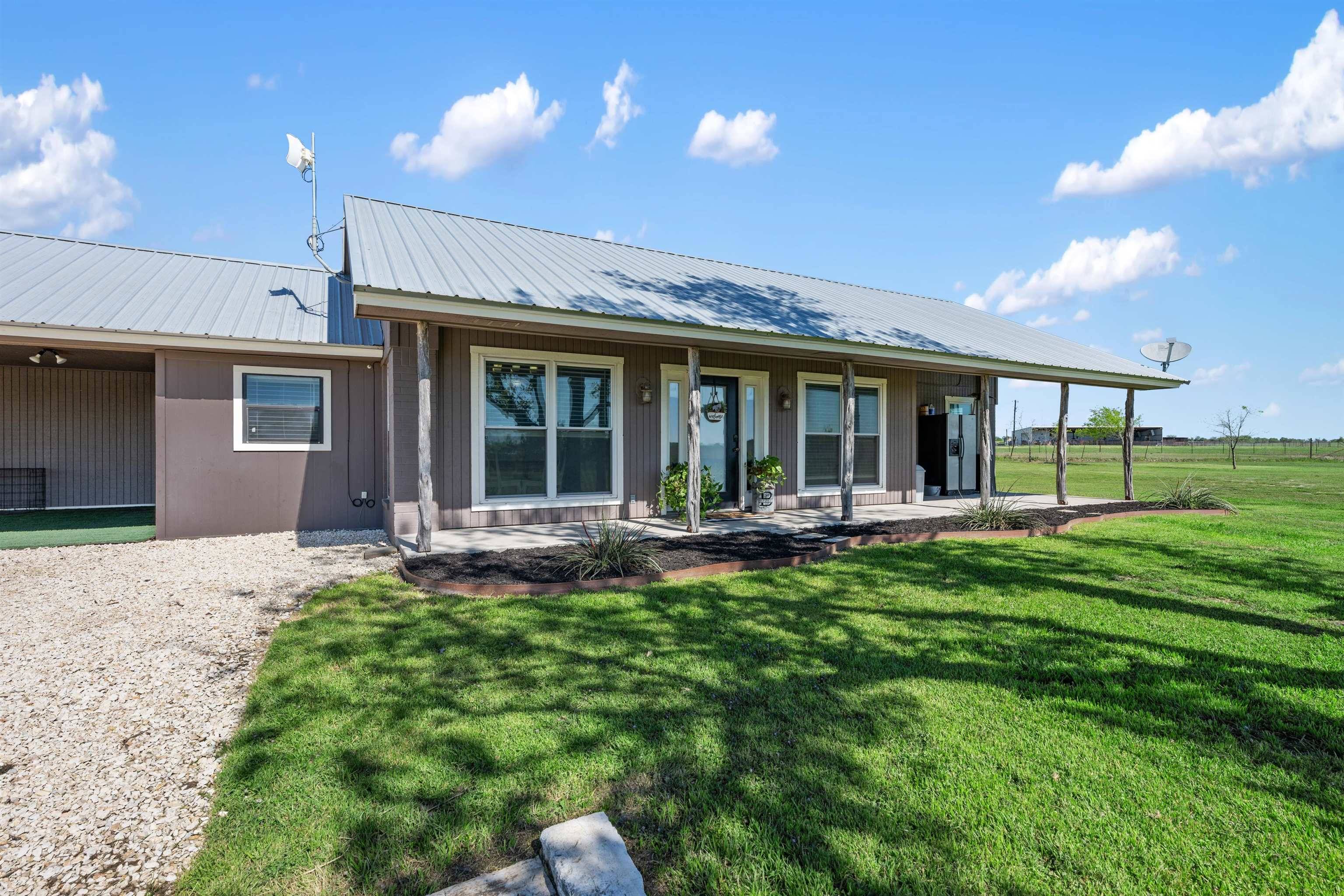 3350 County Road 303, Jarrell, TX 76537