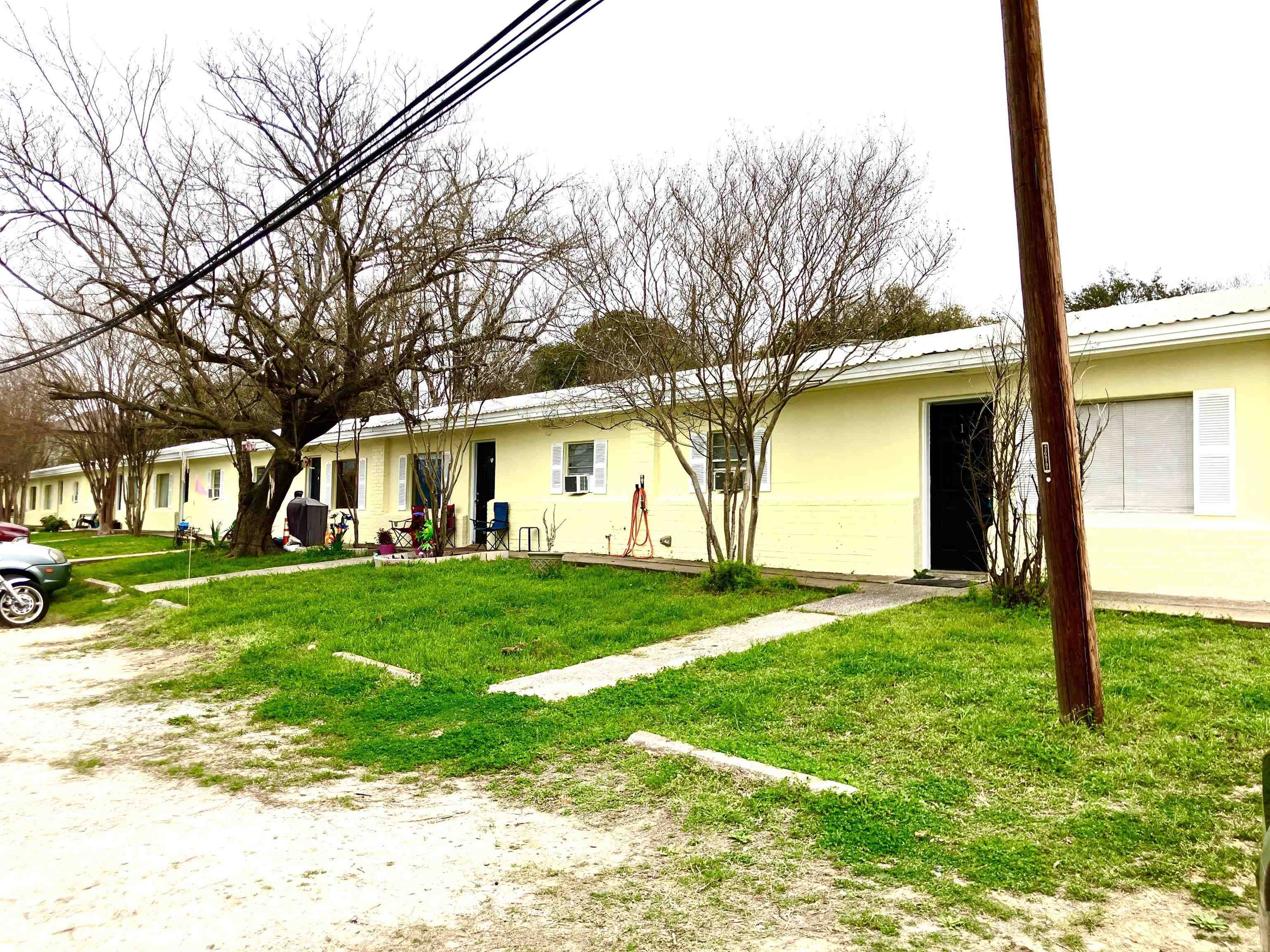 401 AVENUE J, Marble Falls, TX 78654