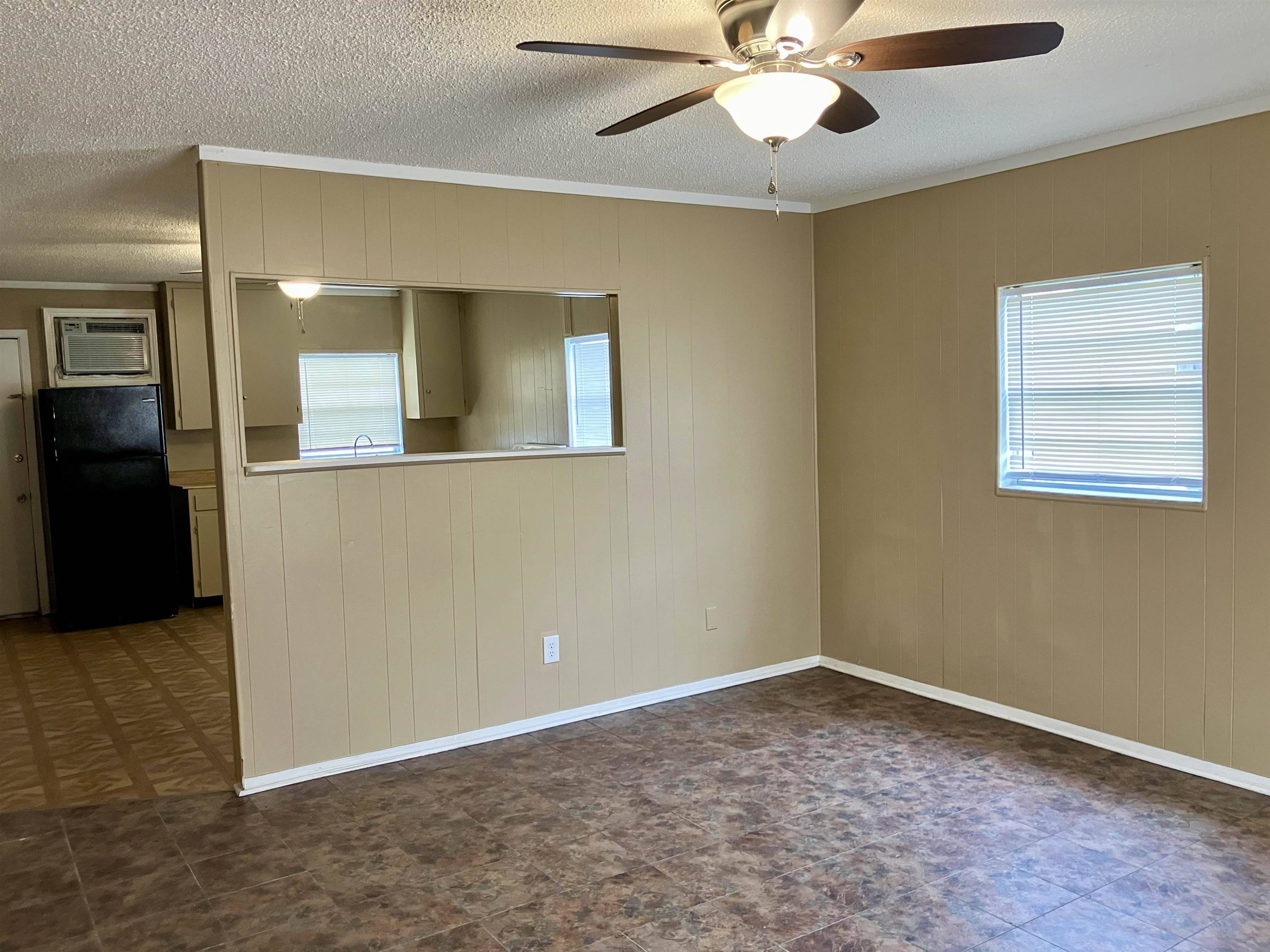 401 AVENUE J, Marble Falls, TX 78654