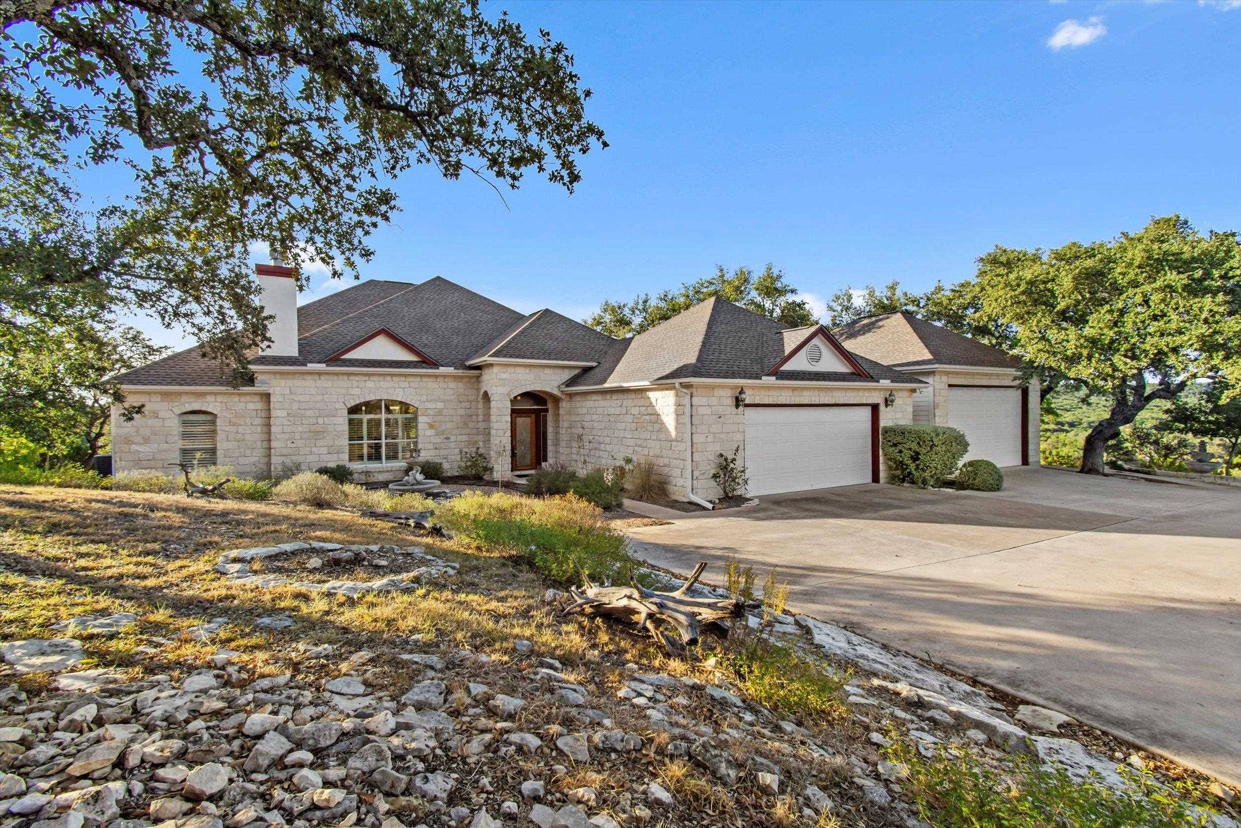 26040 Montana Creek XING, Marble Falls, TX 78654