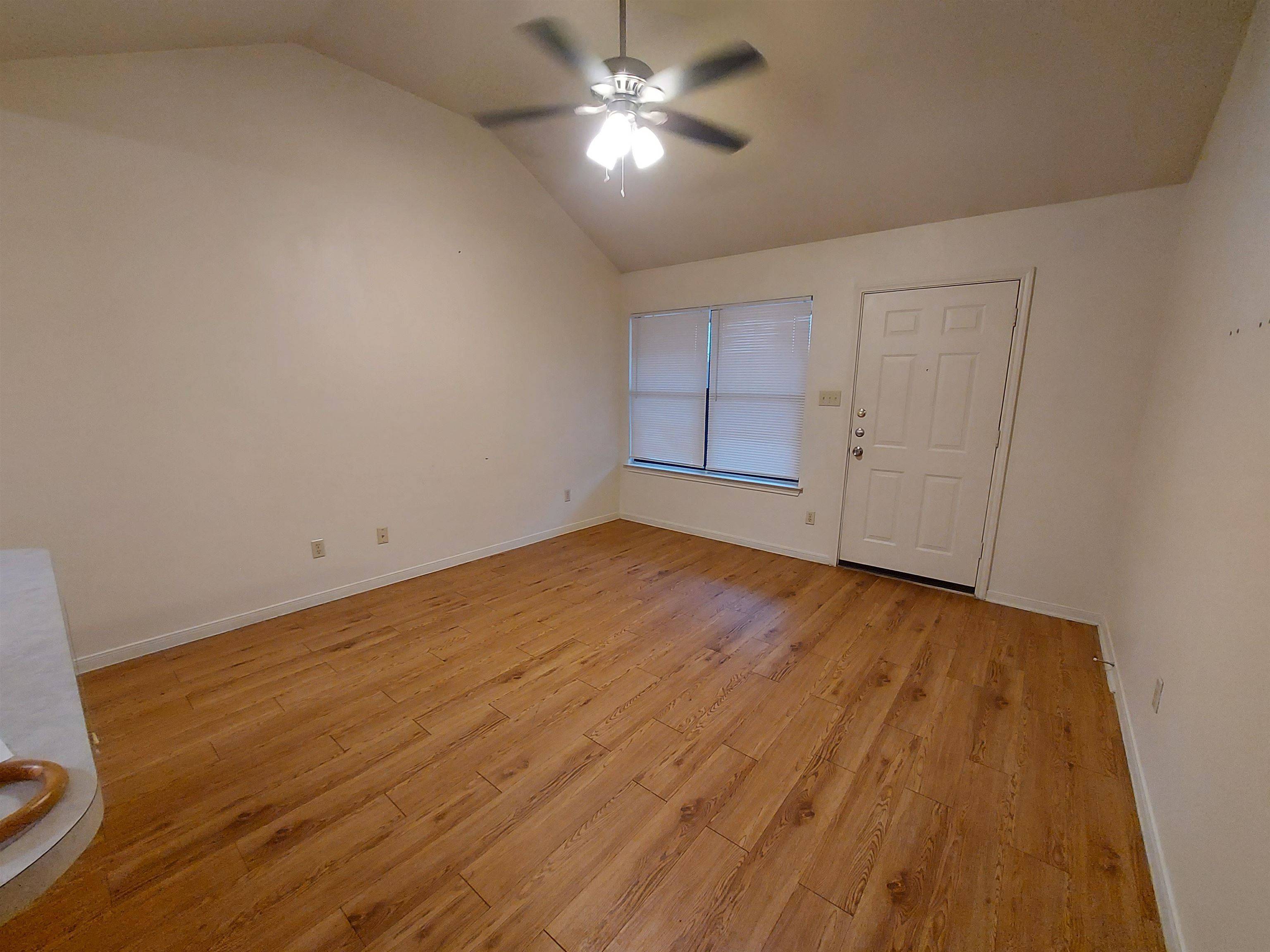 411 B Ave S, Marble Falls, TX 78654