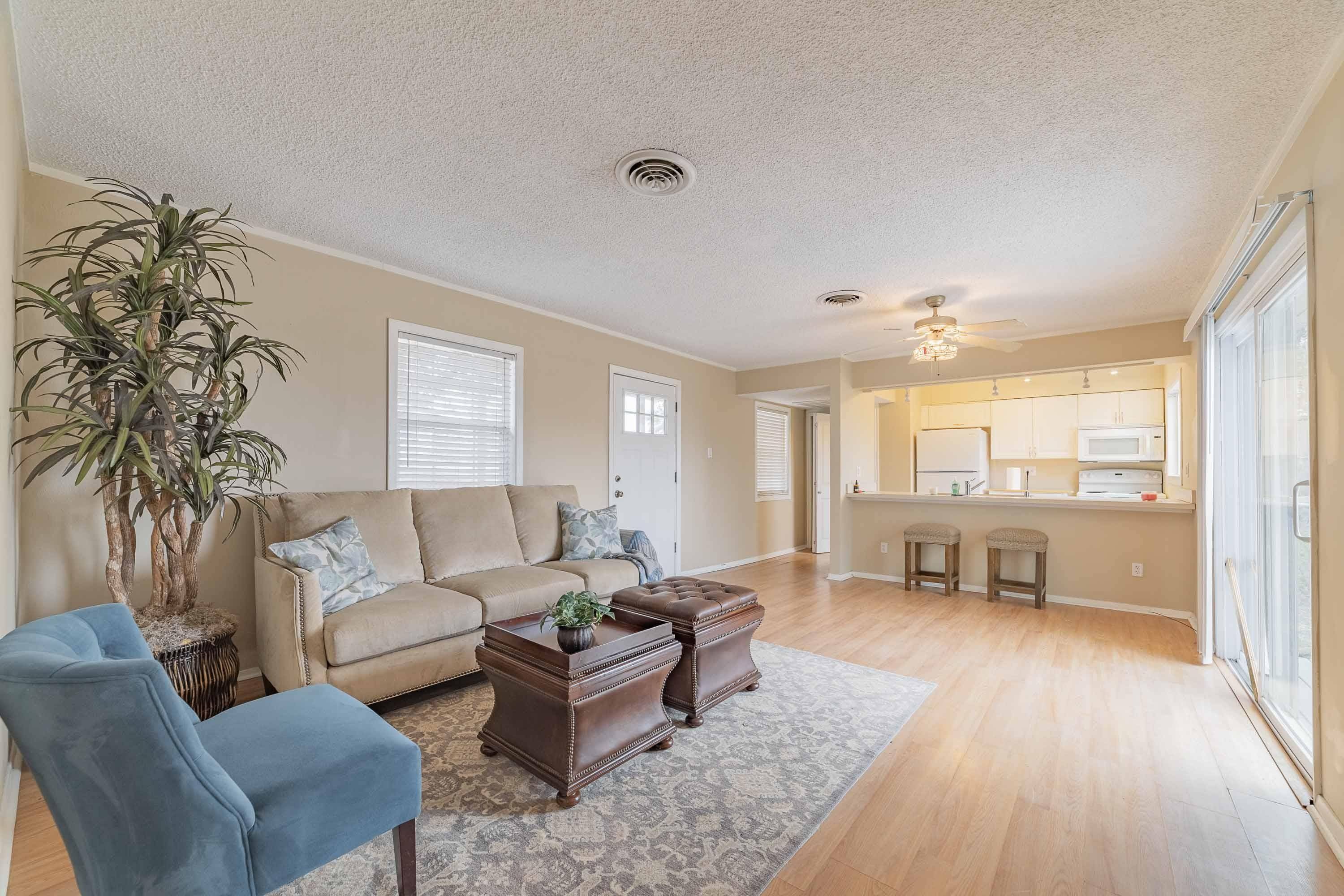 104 Oak, Marble Falls, TX 78657