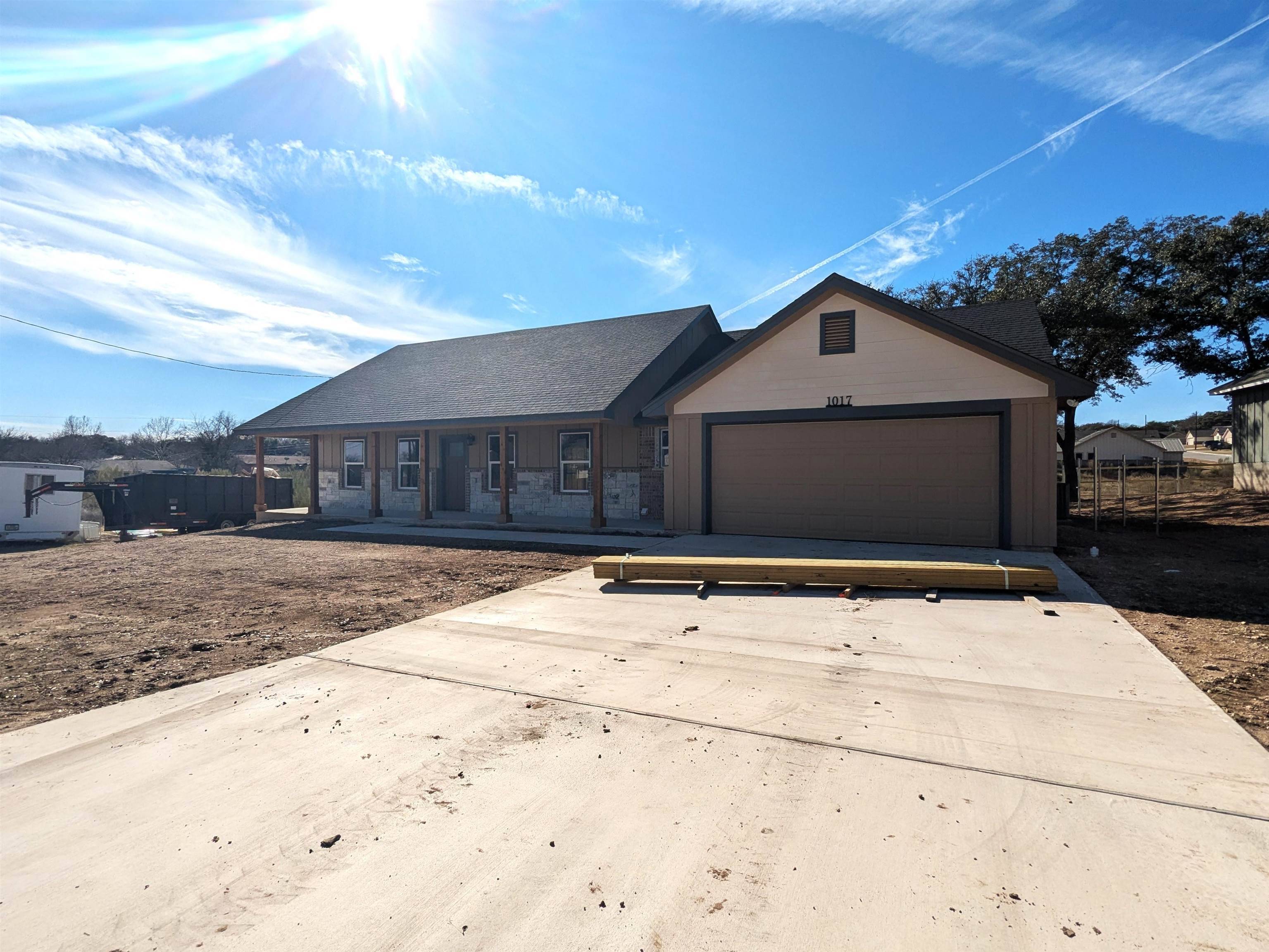 1017 Fieldstone Dr, Lampasas, TX 76550