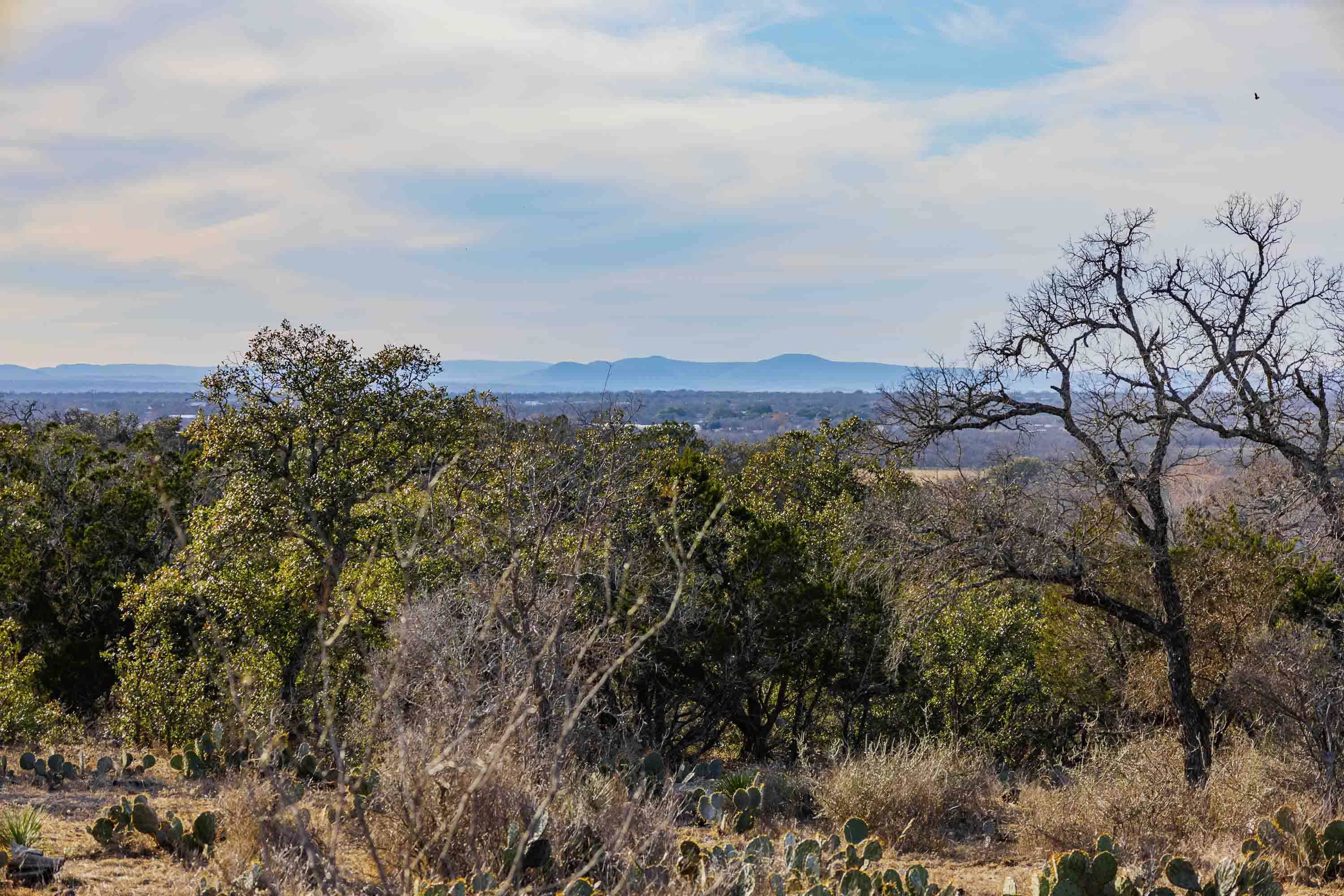 000 County Road 120, Marble Falls, TX 78654