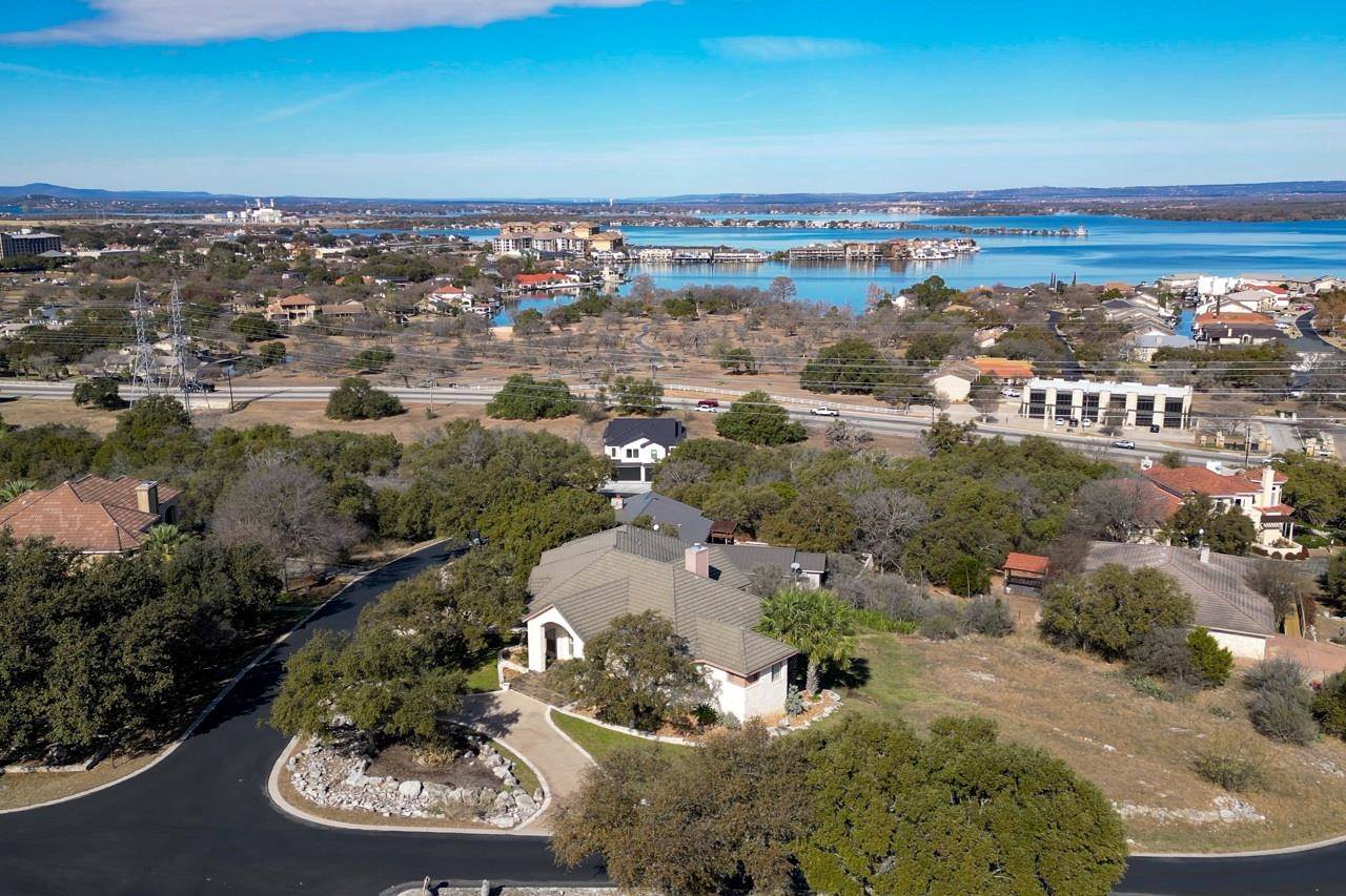 213 Right Lane, Horseshoe Bay, TX 78657