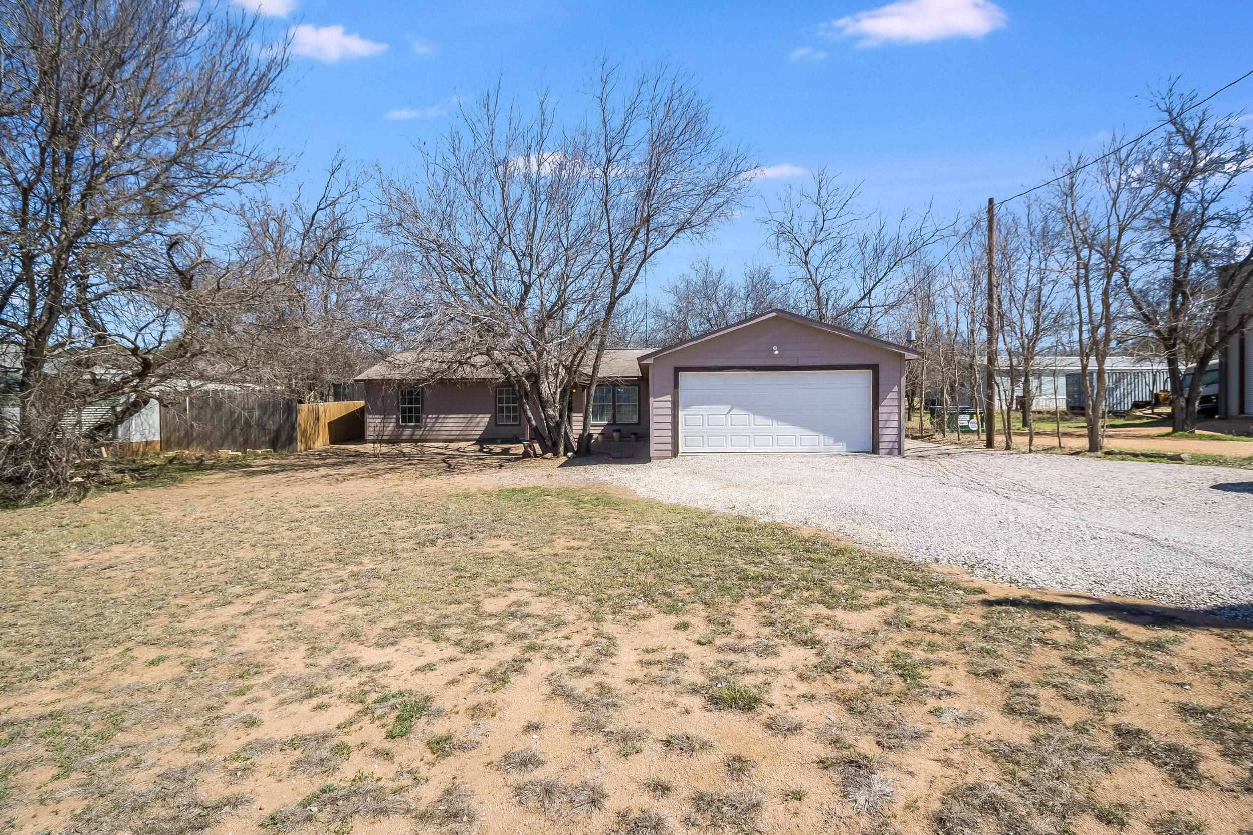 6257 River Oaks, Kingsland, TX 78639