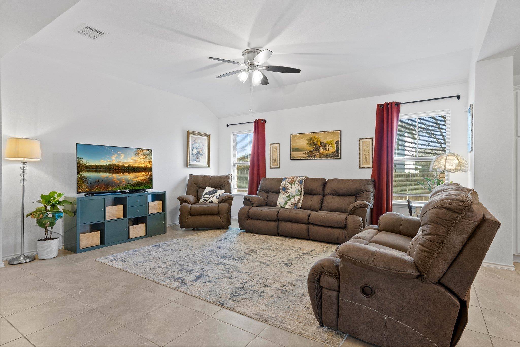 1302 Primrose LN, Marble Falls, TX 78654