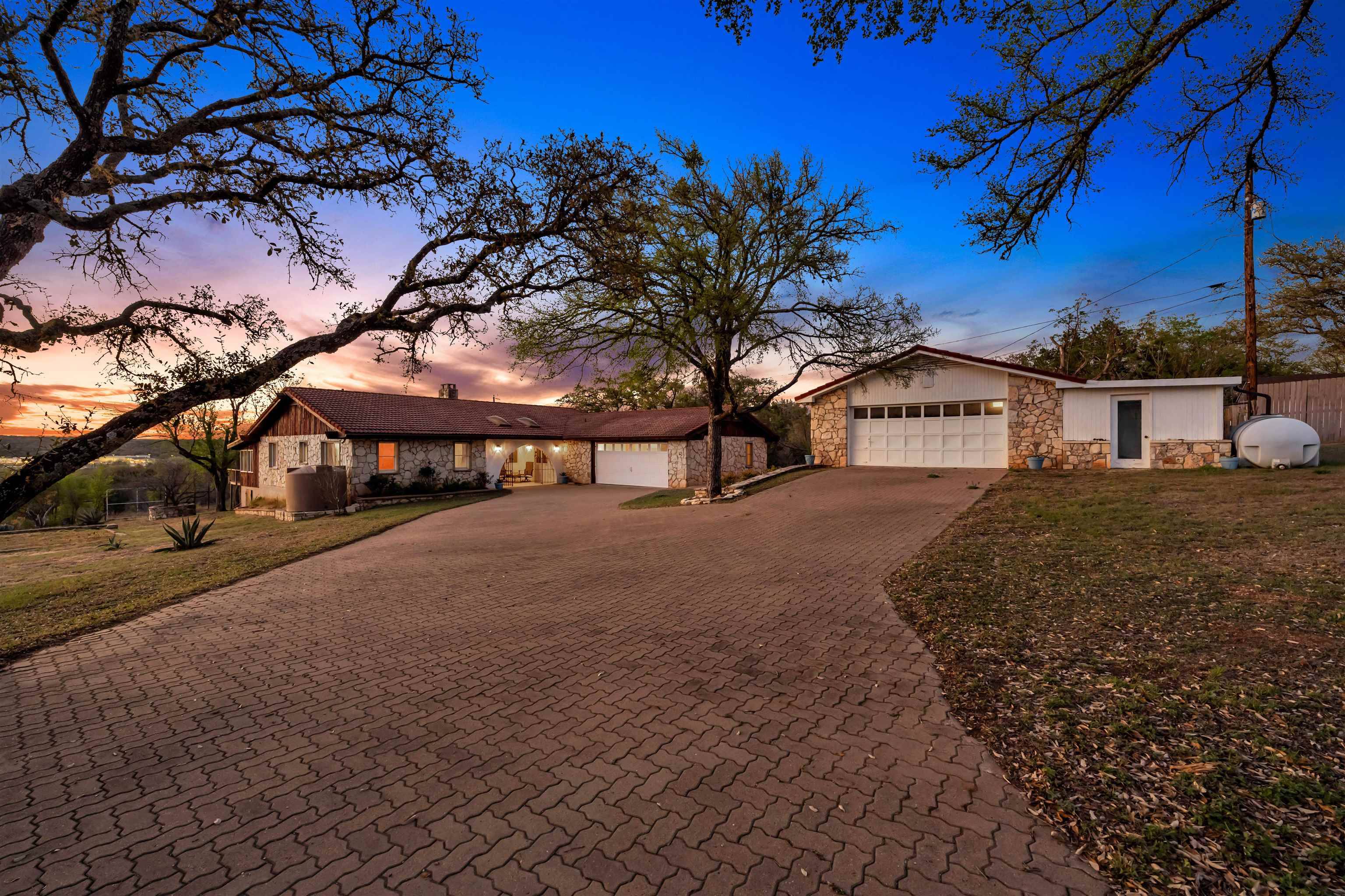 3008 Vista Ln, Marble Falls, TX 78654
