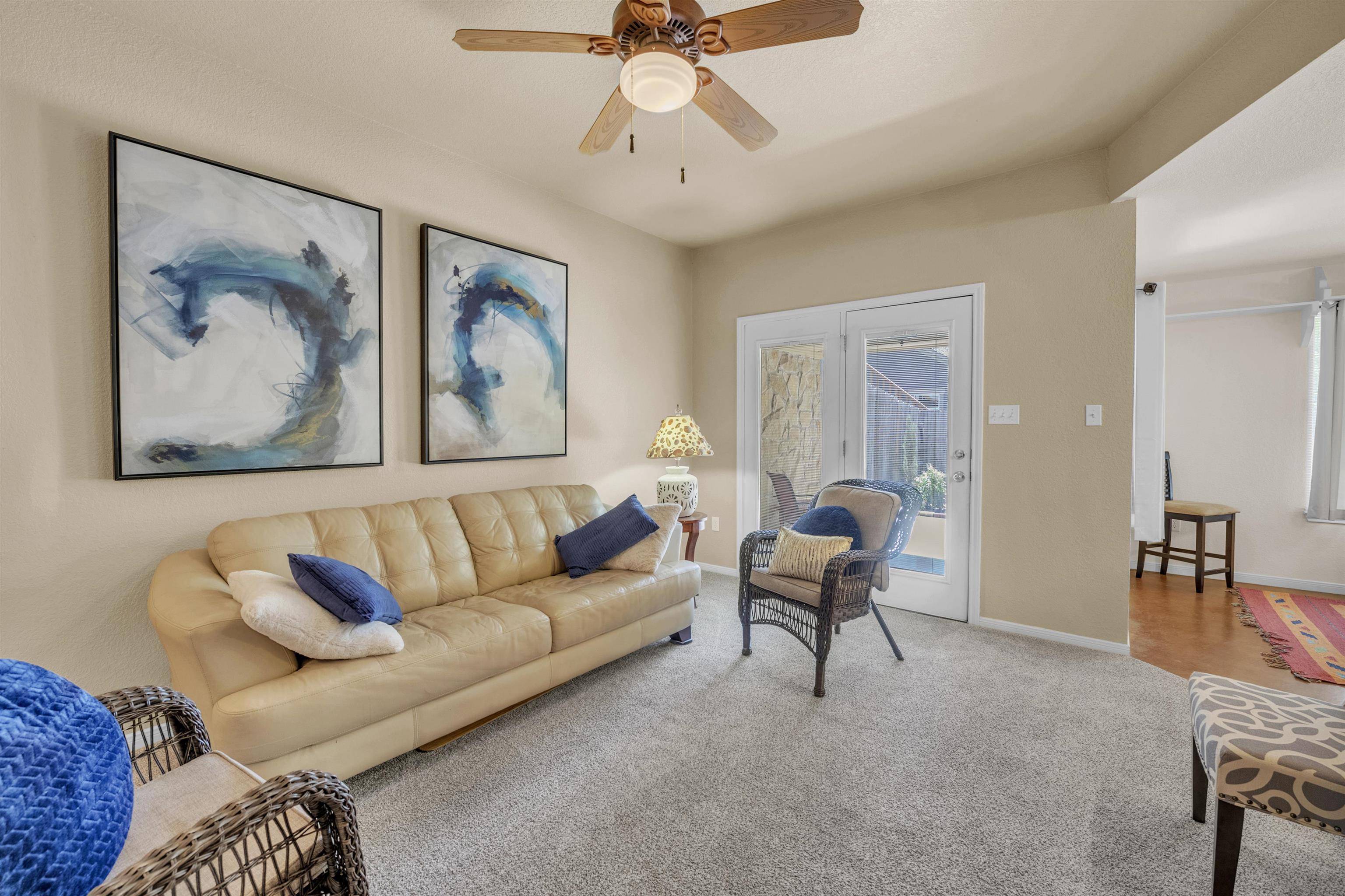 4 Matthews DR, Lampasas, TX 76550