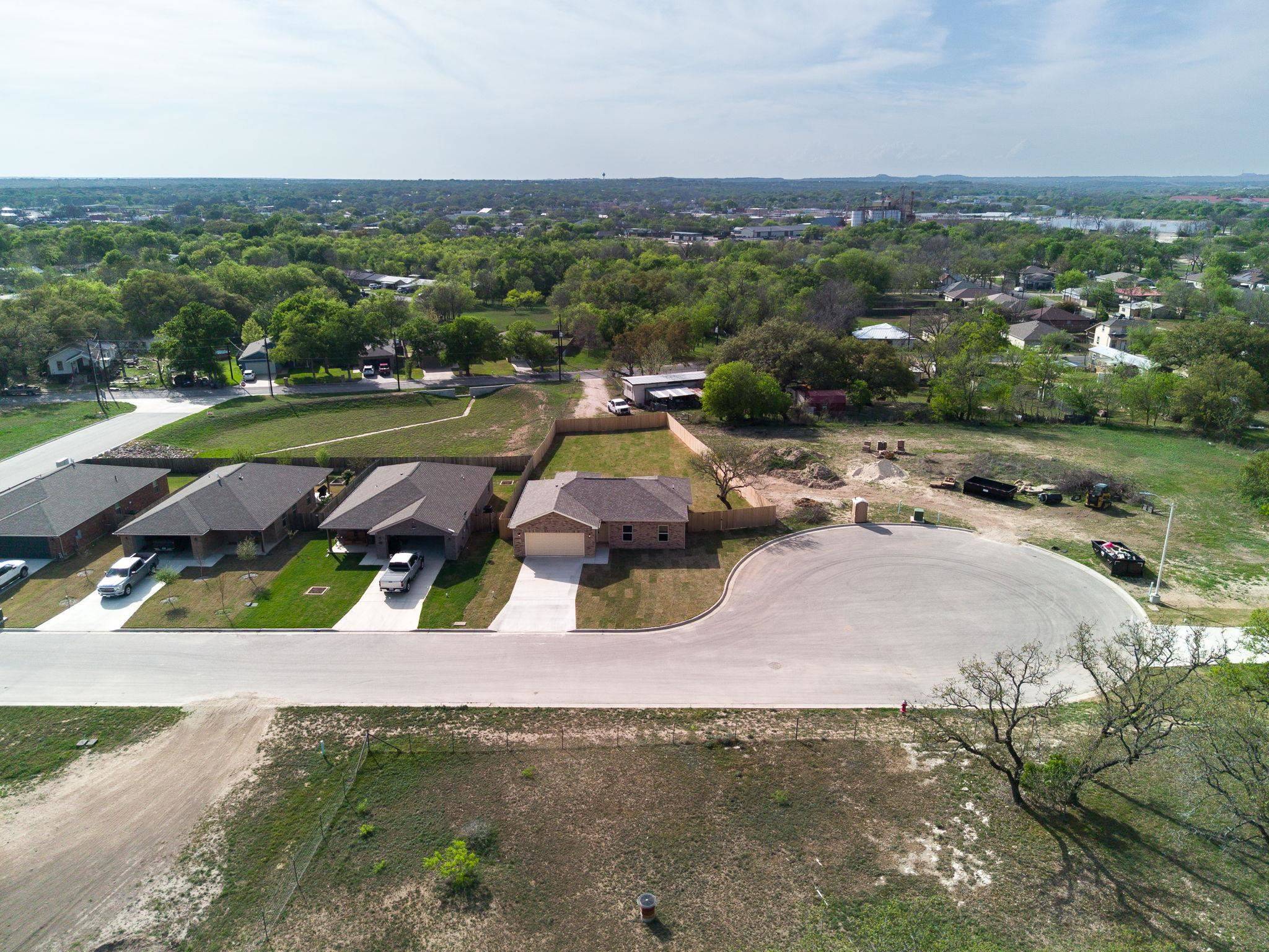 913 Blane CIR, Lampasas, TX 76550