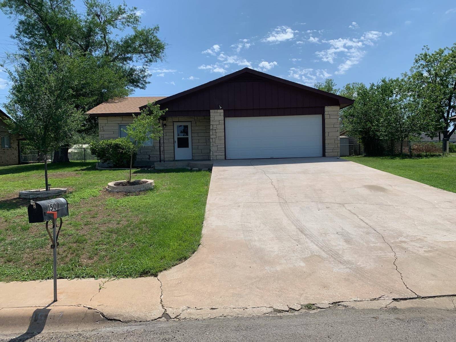 1507 Sunset DR, Marble Falls, TX 78654