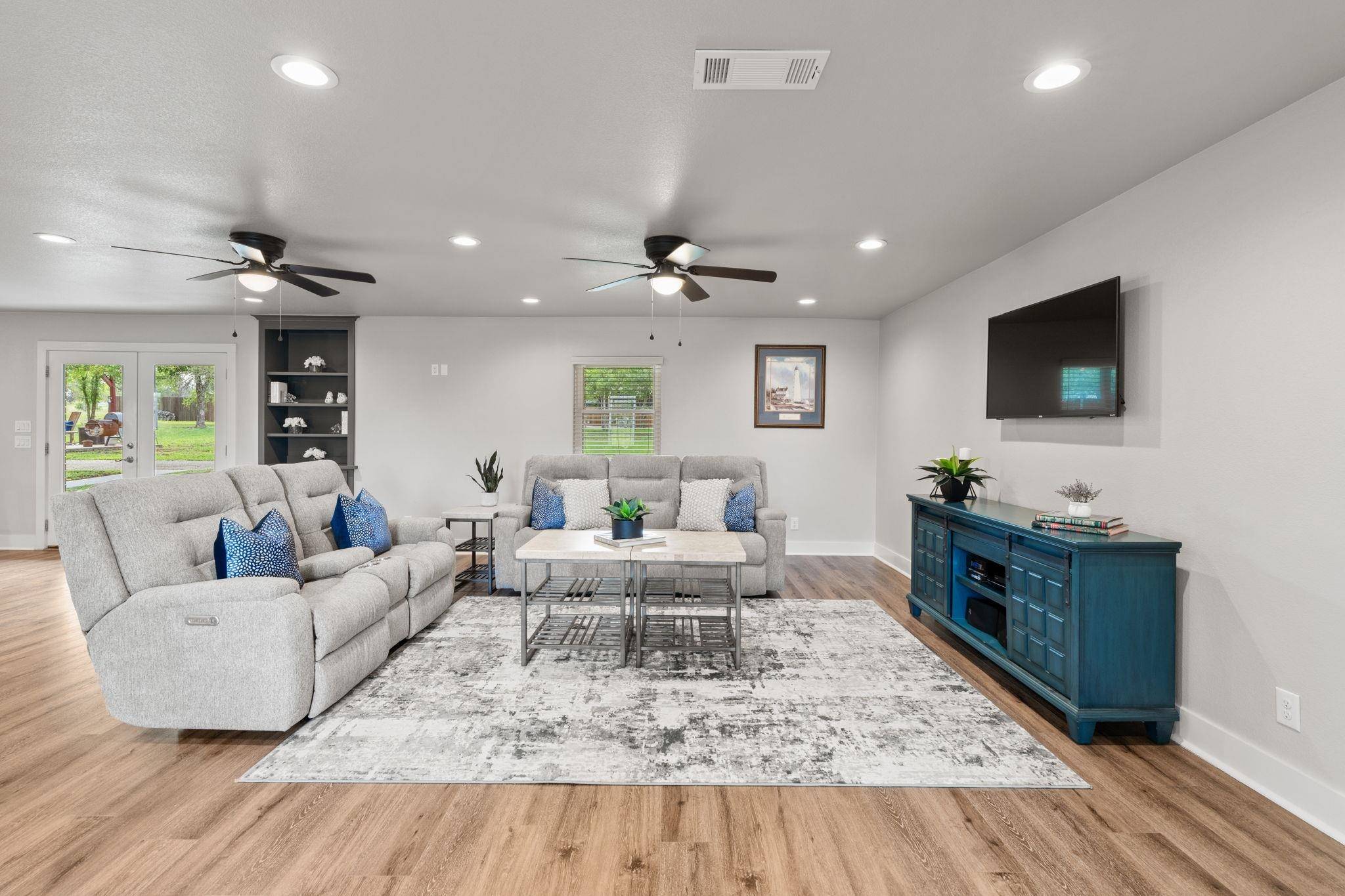 2701 Park View DR, Marble Falls, TX 78654