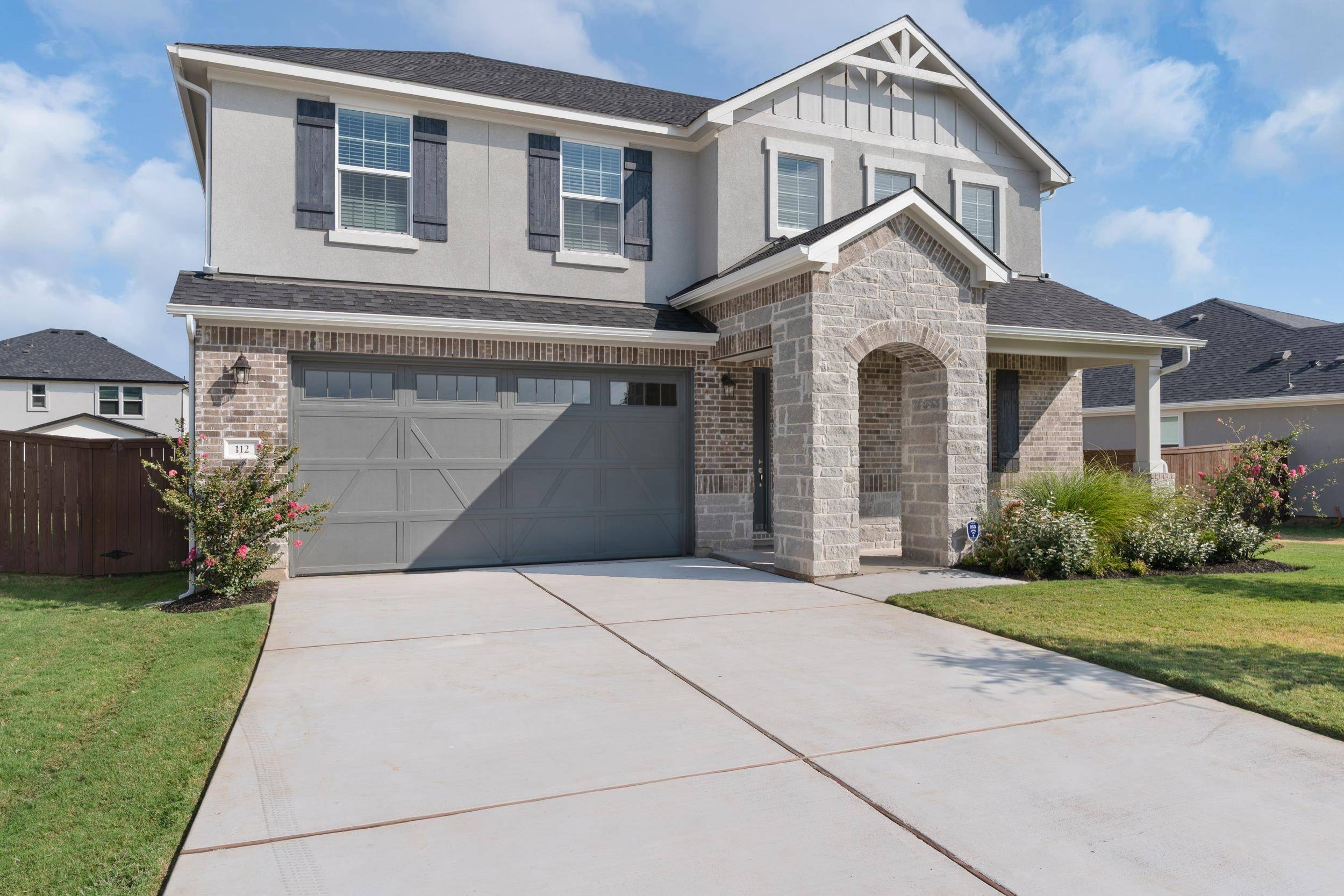 112 Jasmine LN, Marble Falls, TX 78654