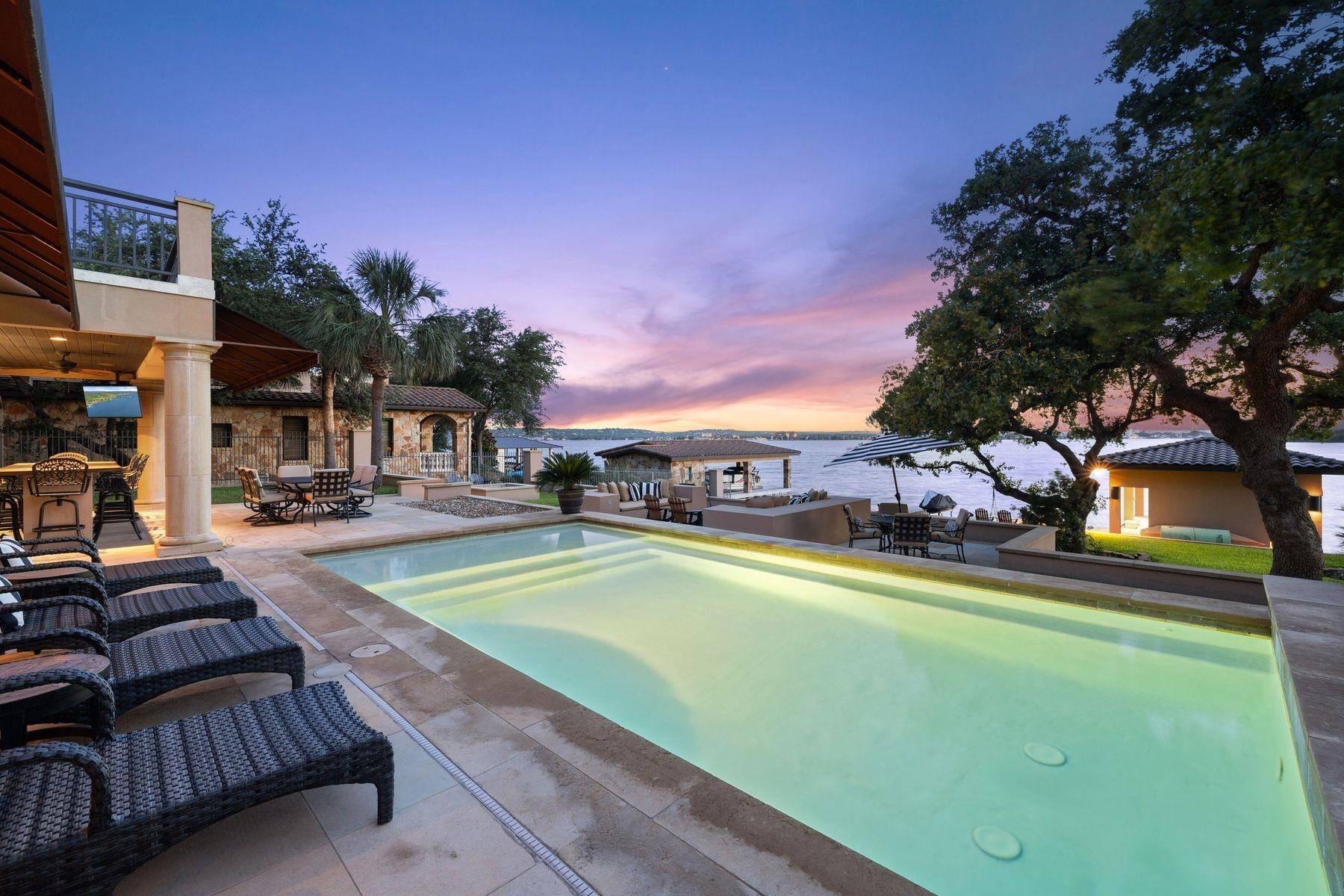 131 Wilderness Drive East, Marble Falls, TX 78654