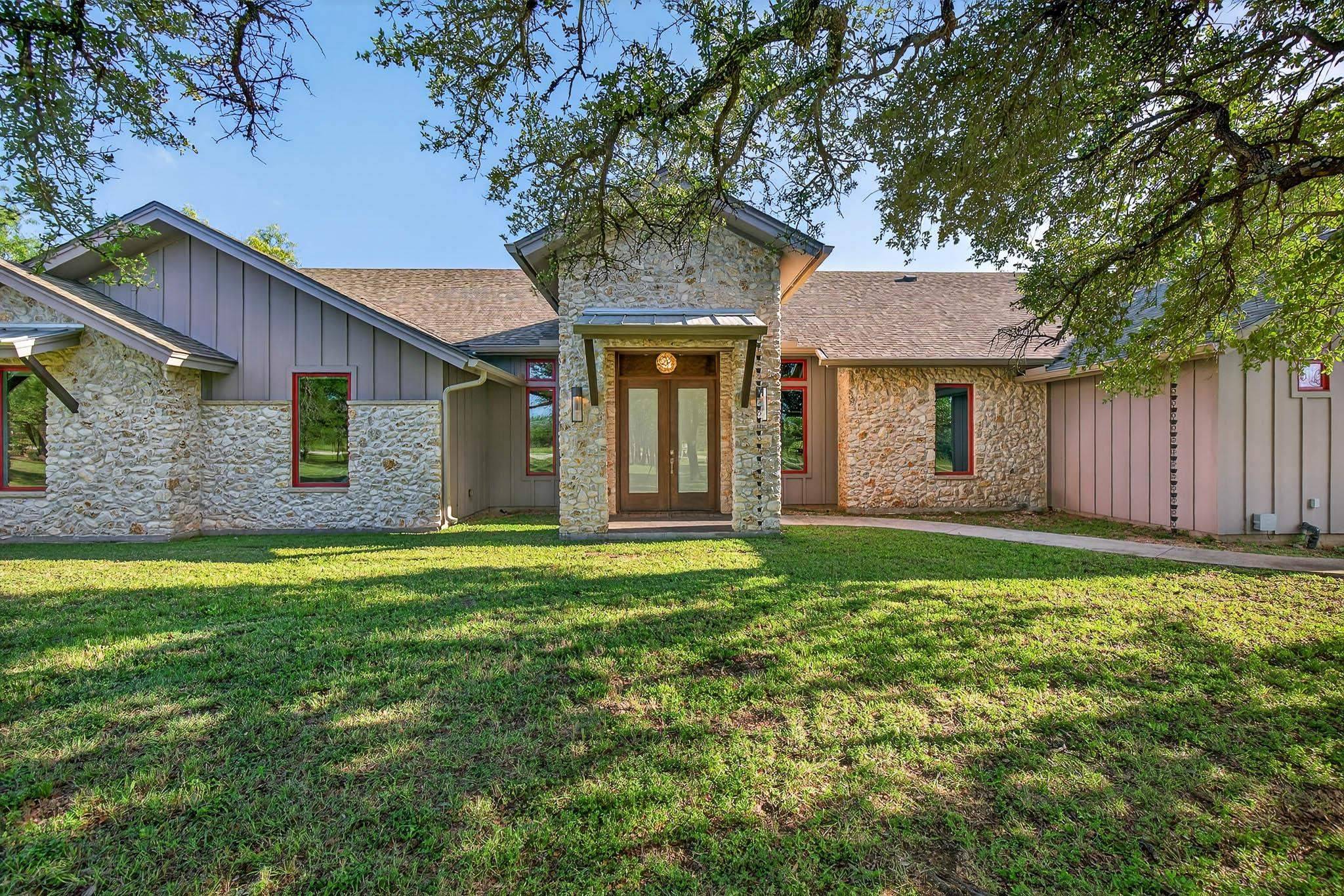 200 Cedar Ridge Dr, Marble Falls, TX 78654