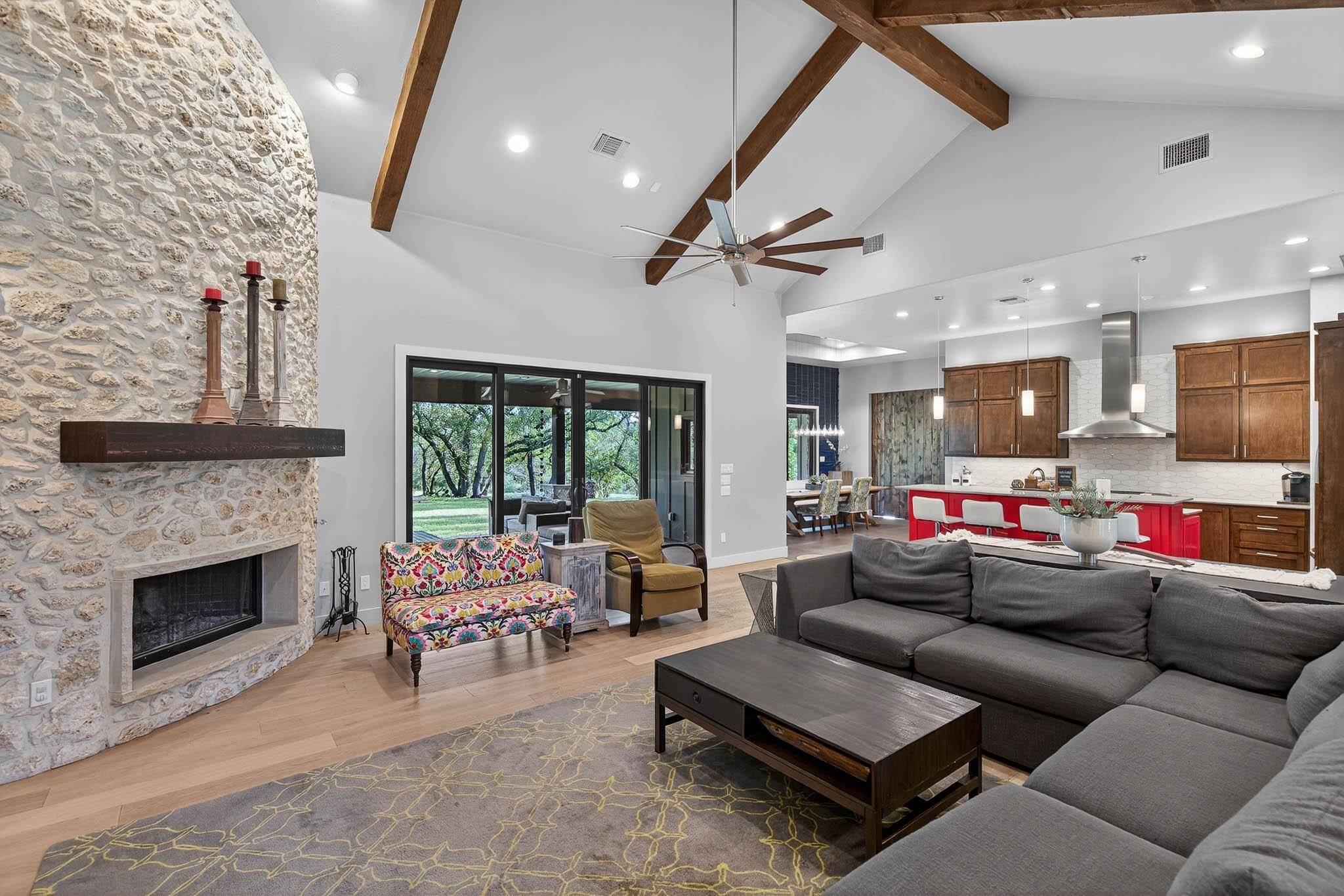 200 Cedar Ridge Dr, Marble Falls, TX 78654