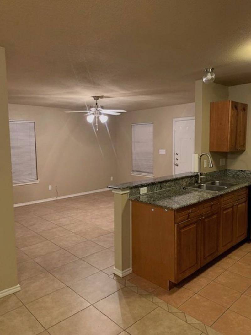 705A Claremont Pkwy, Marble Falls, TX 78654