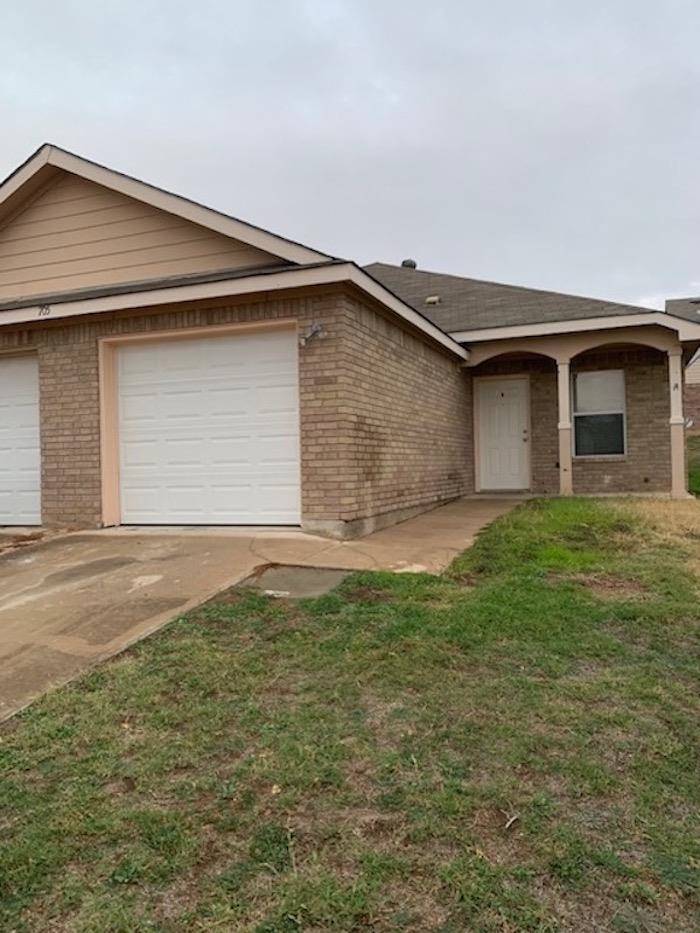 705A Claremont Pkwy, Marble Falls, TX 78654