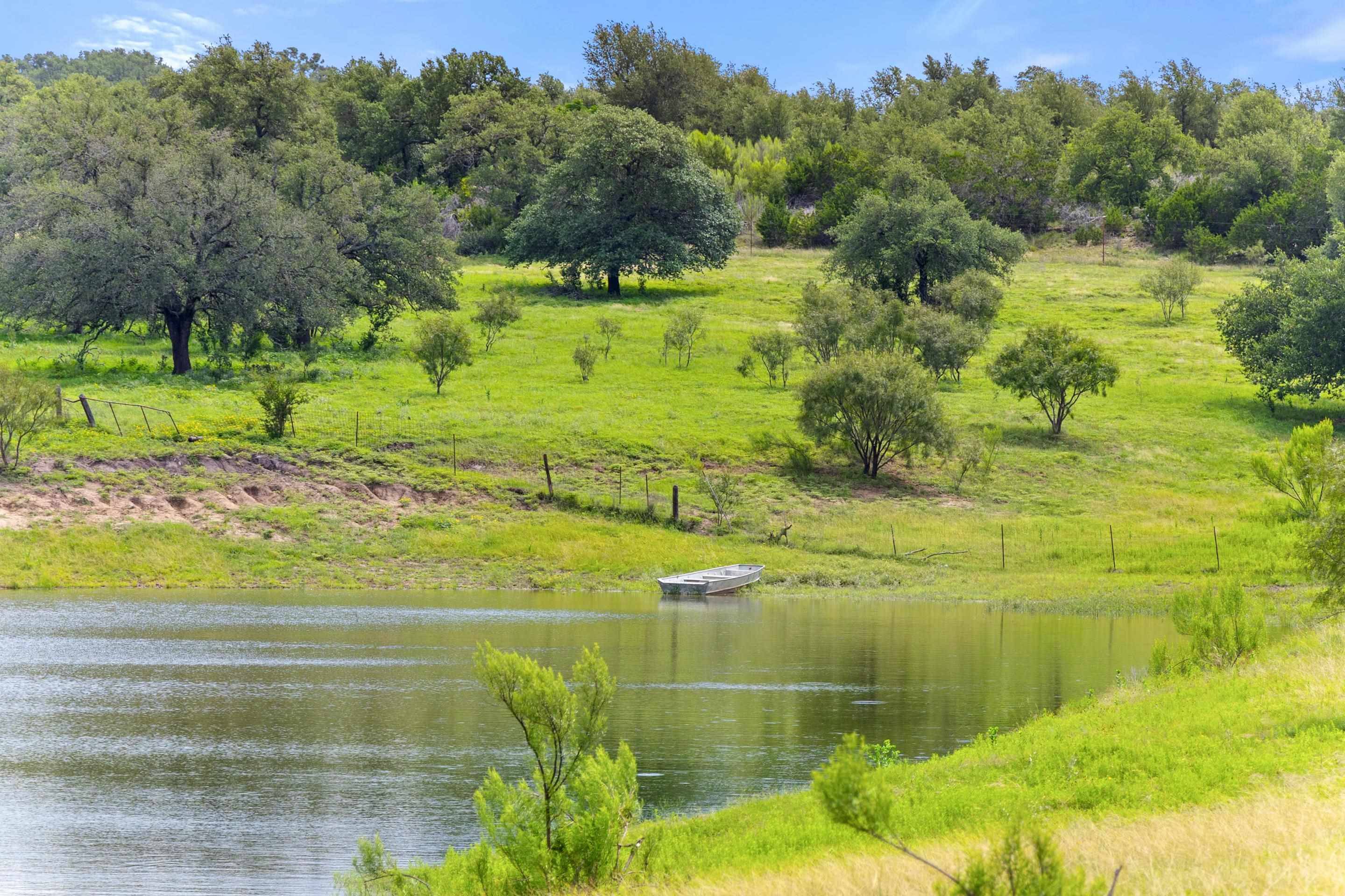 9069-39 RR 1323, Fredericksburg, TX 78624