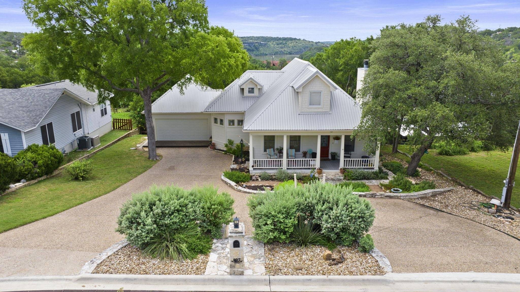 407 Crestview Dr, Marble Falls, TX 78654