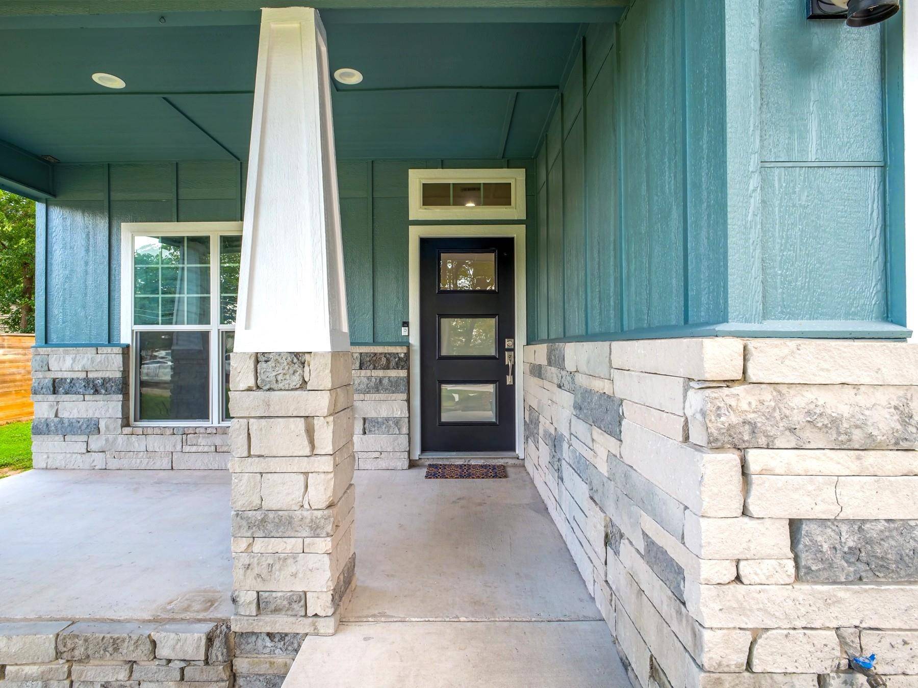 605 S Avenue J, Marble Falls, TX 78654