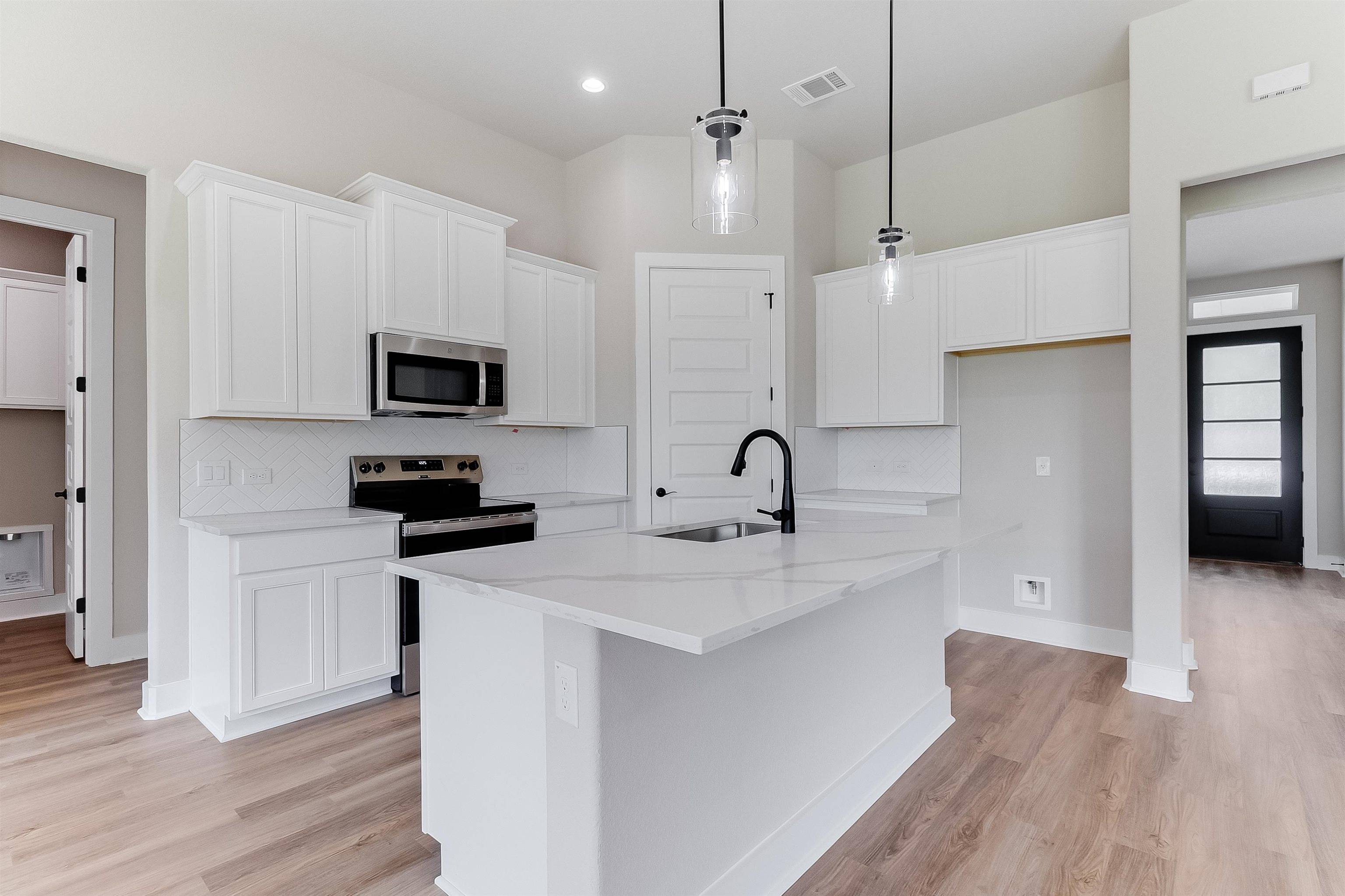 1251 Pecan Valley DR, Marble Falls, TX 78654