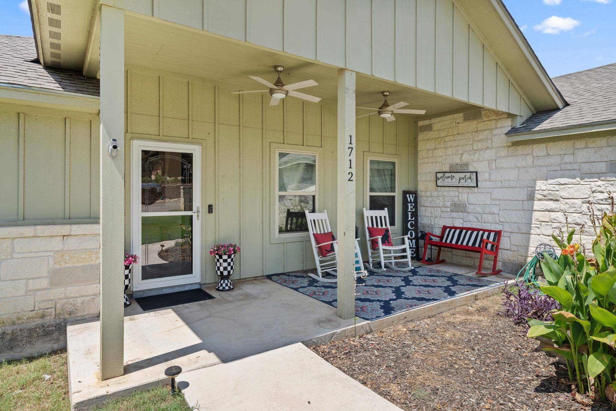 1712 Sunset DR, Marble Falls, TX 78654