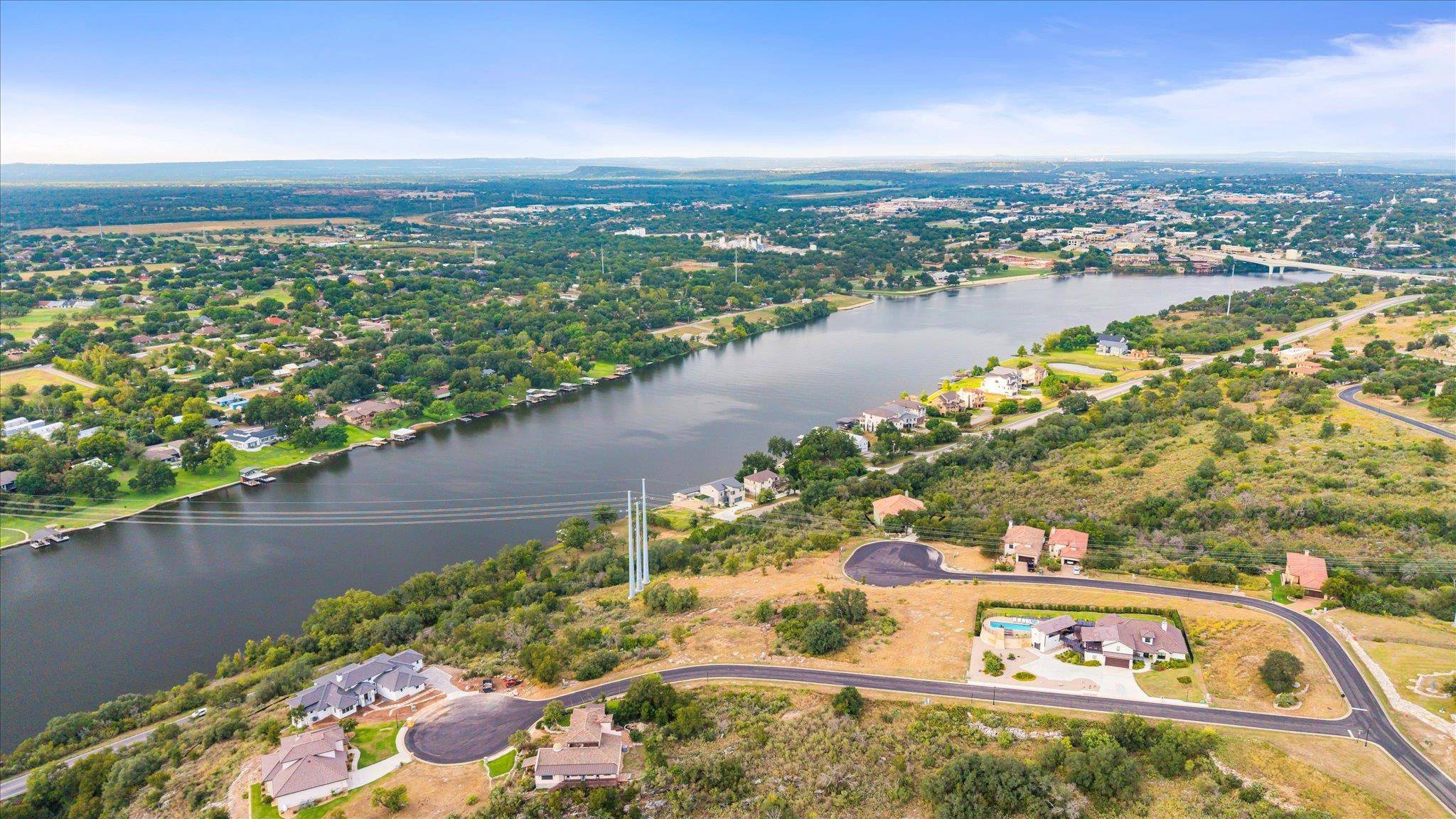 510 Enclavar, Marble Falls, TX 78654
