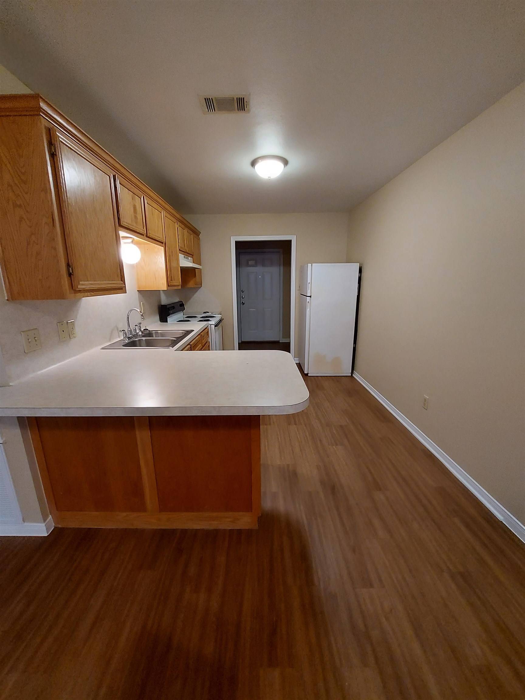 403 B Ave S, Marble Falls, TX 78654