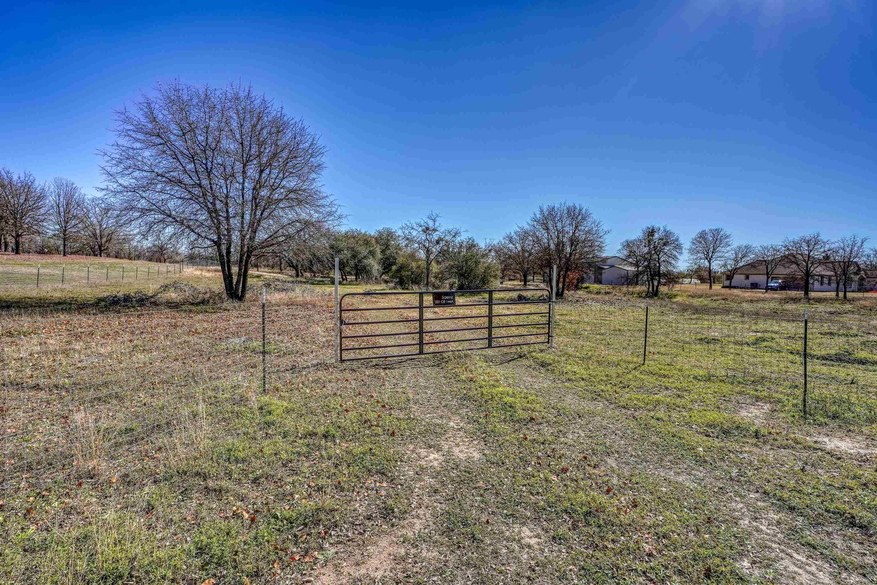 231 CR 144A, Marble Falls, TX 78654