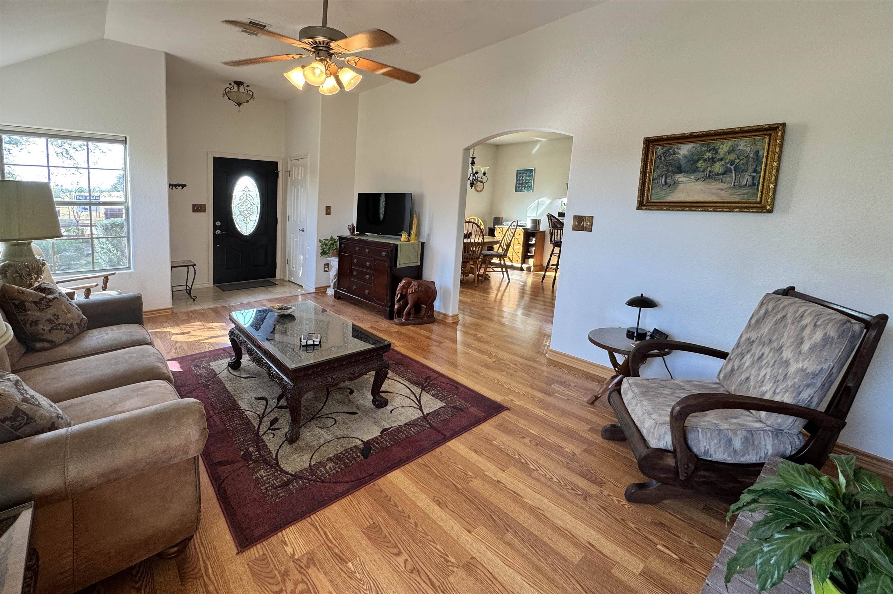 1109 E College, Llano, TX 78643