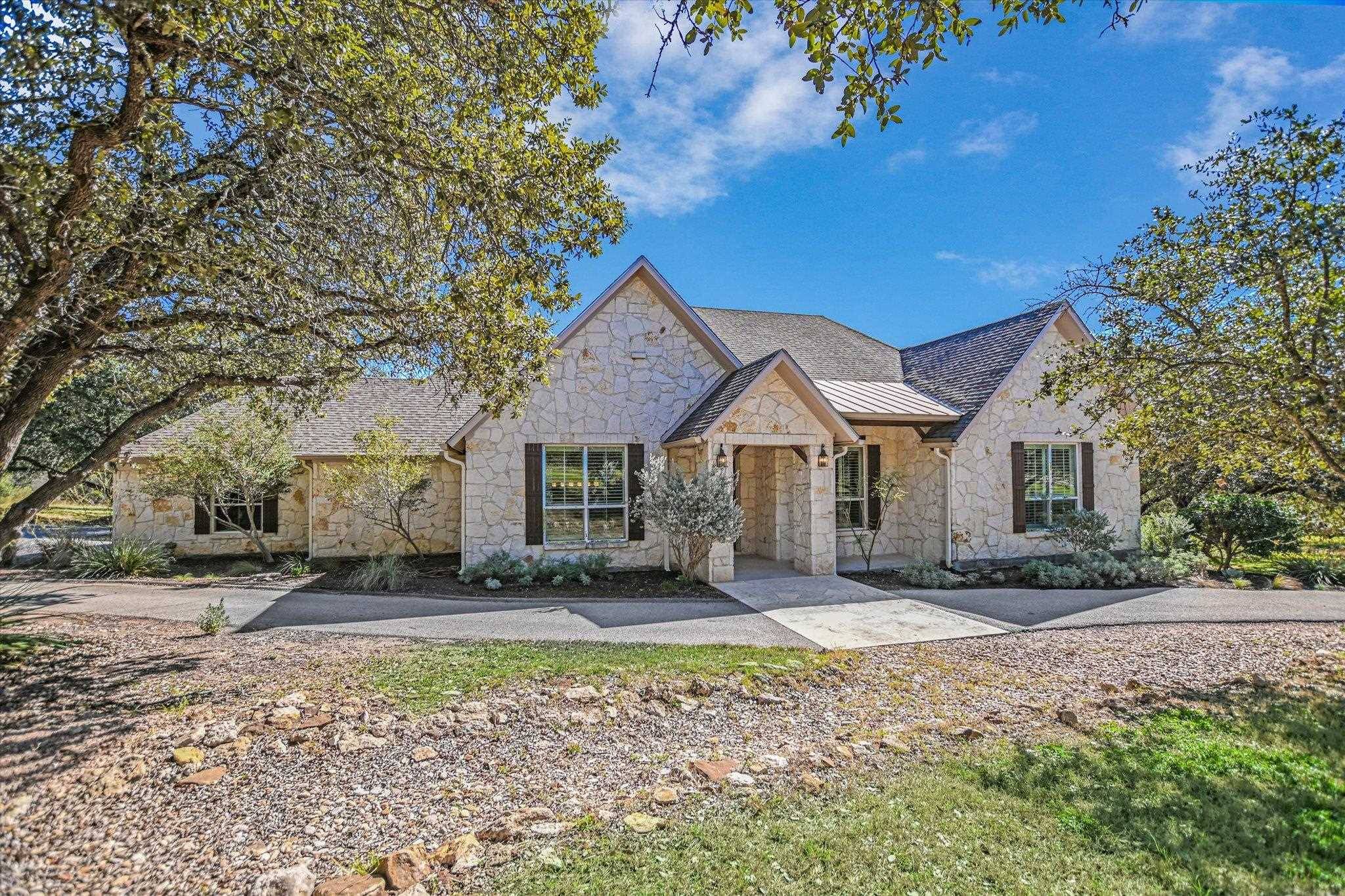 801 Stone Mountain, Marble Falls, TX 78654