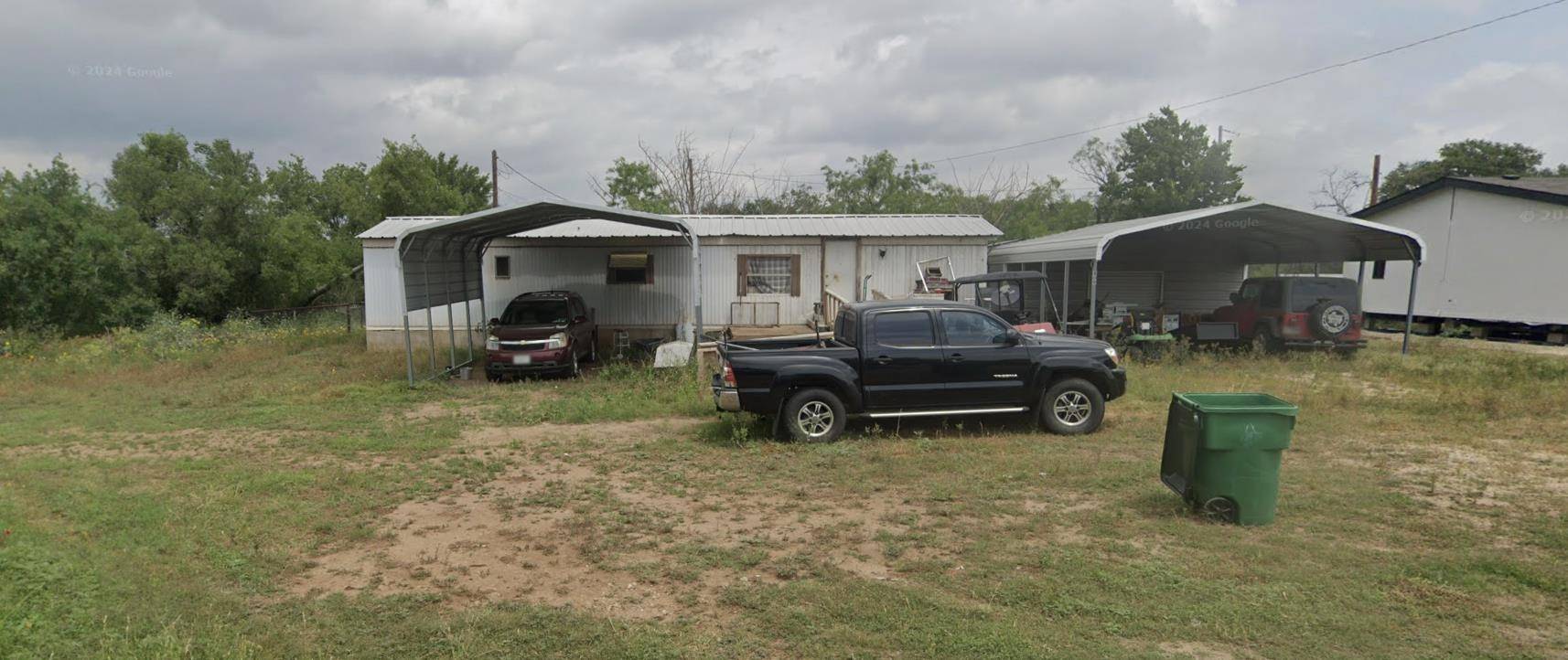 809 W Llano Streets, Llano, TX 78643