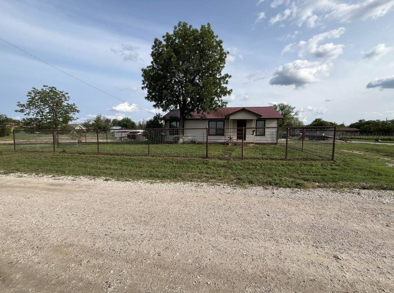 303 W Commerce, Richland Springs, TX 76871