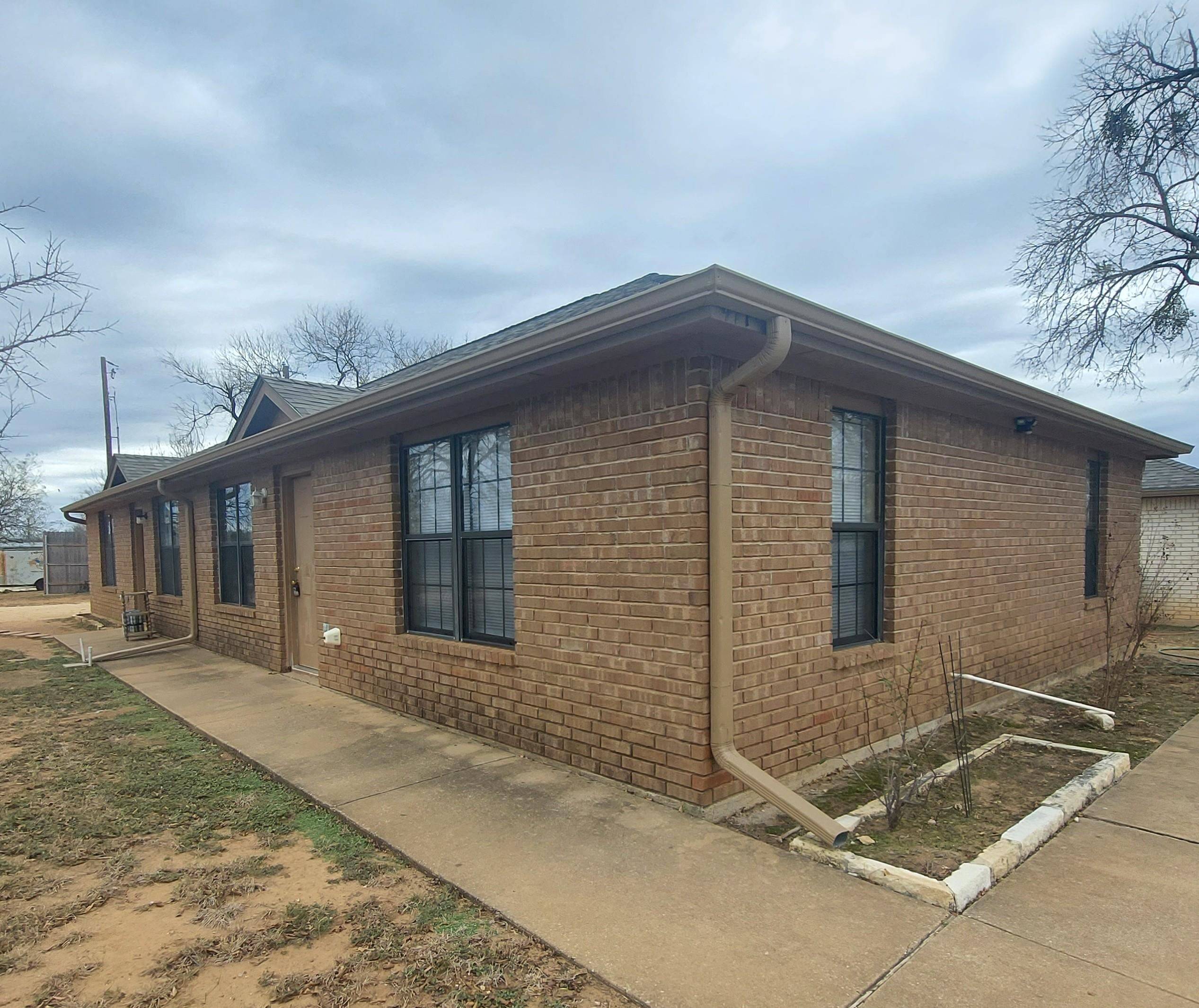411 Ave S, Marble Falls, TX 78654