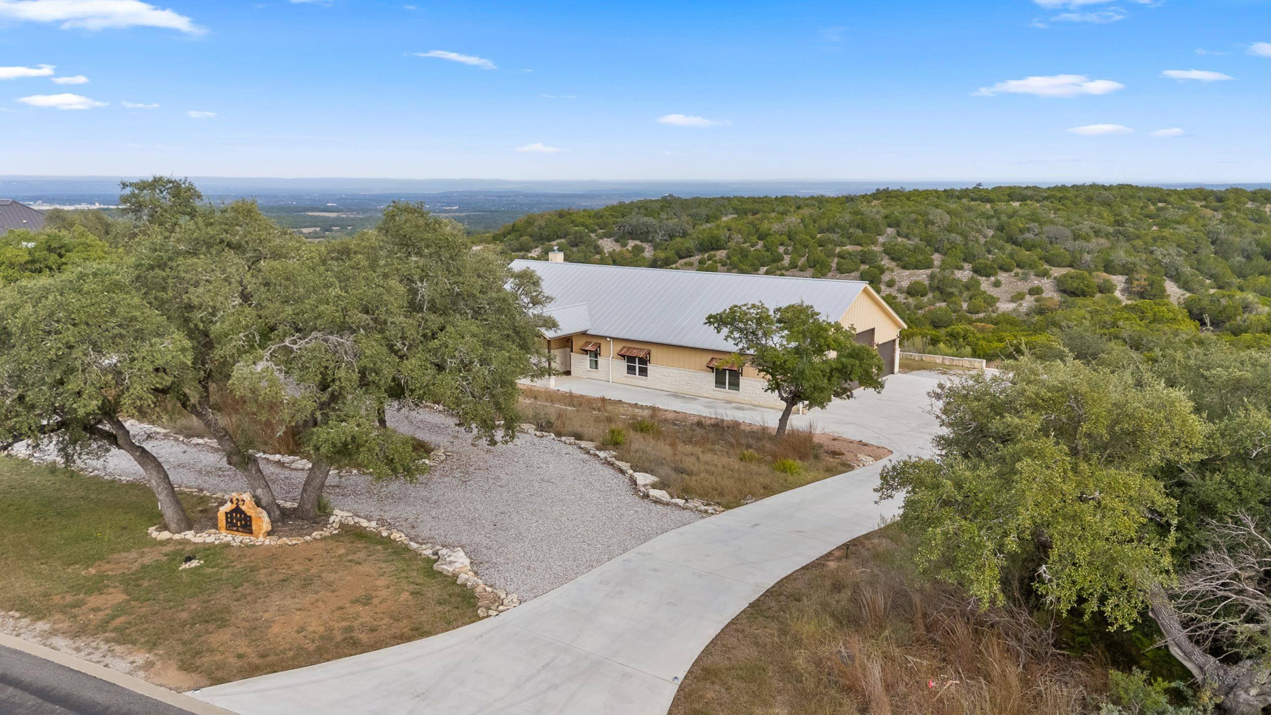 427 Cedar Mountain Dr DR, Marble Falls, TX 78654