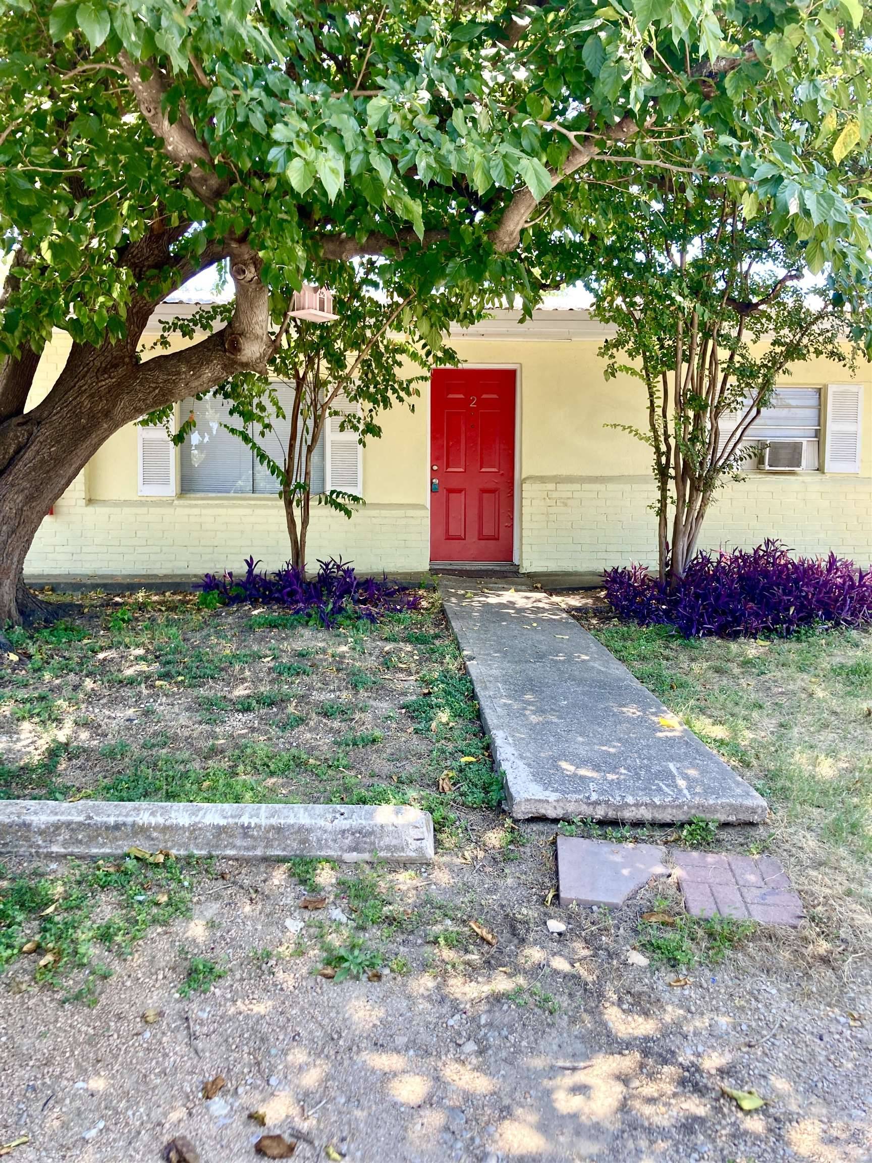 401 AVENUE J, Marble Falls, TX 78654