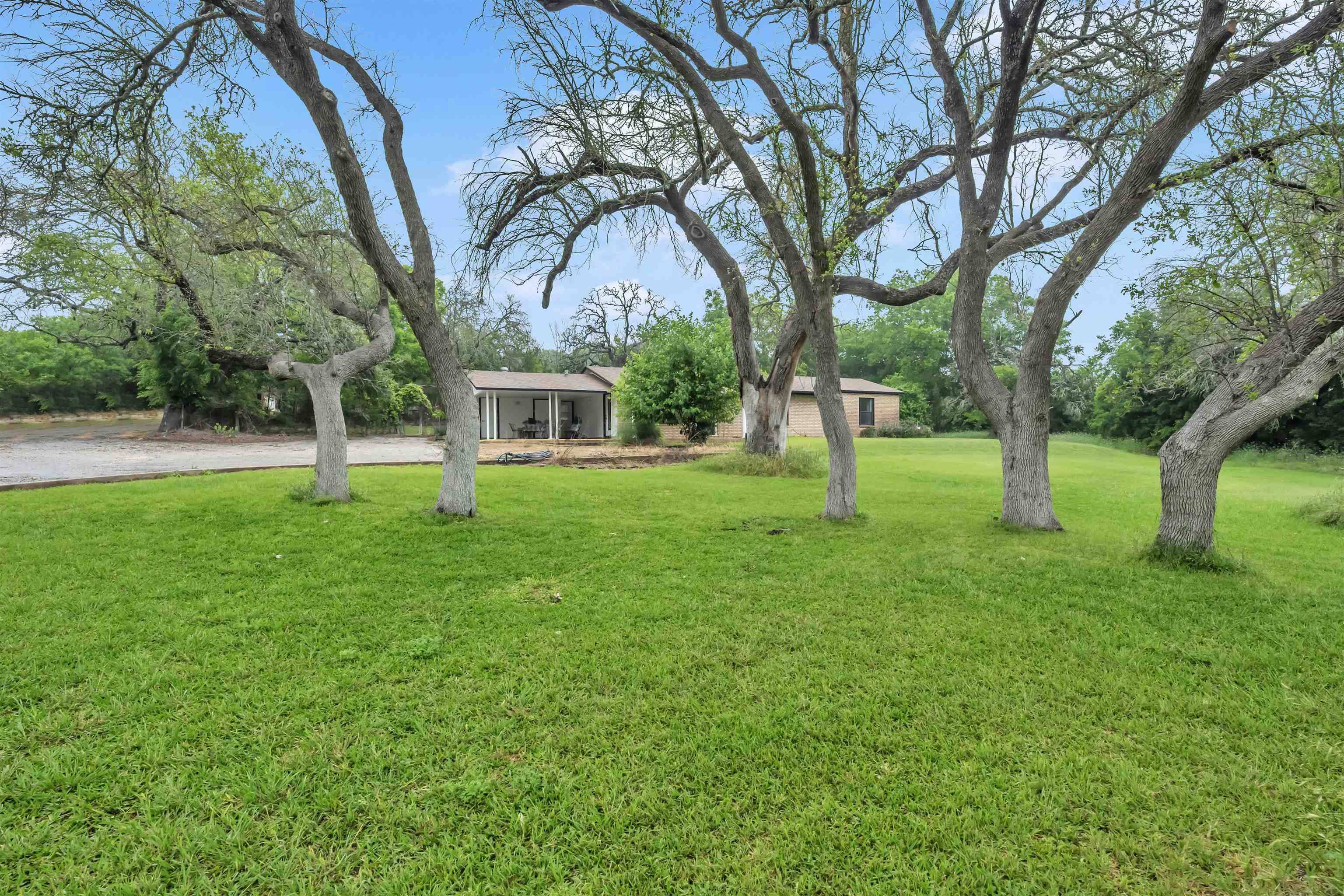 1918 W Hwy 29, Burnet, TX 78611