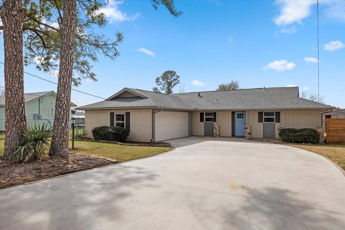 3904 MOUNTAIN VIEW DR, Kingsland, TX 78639