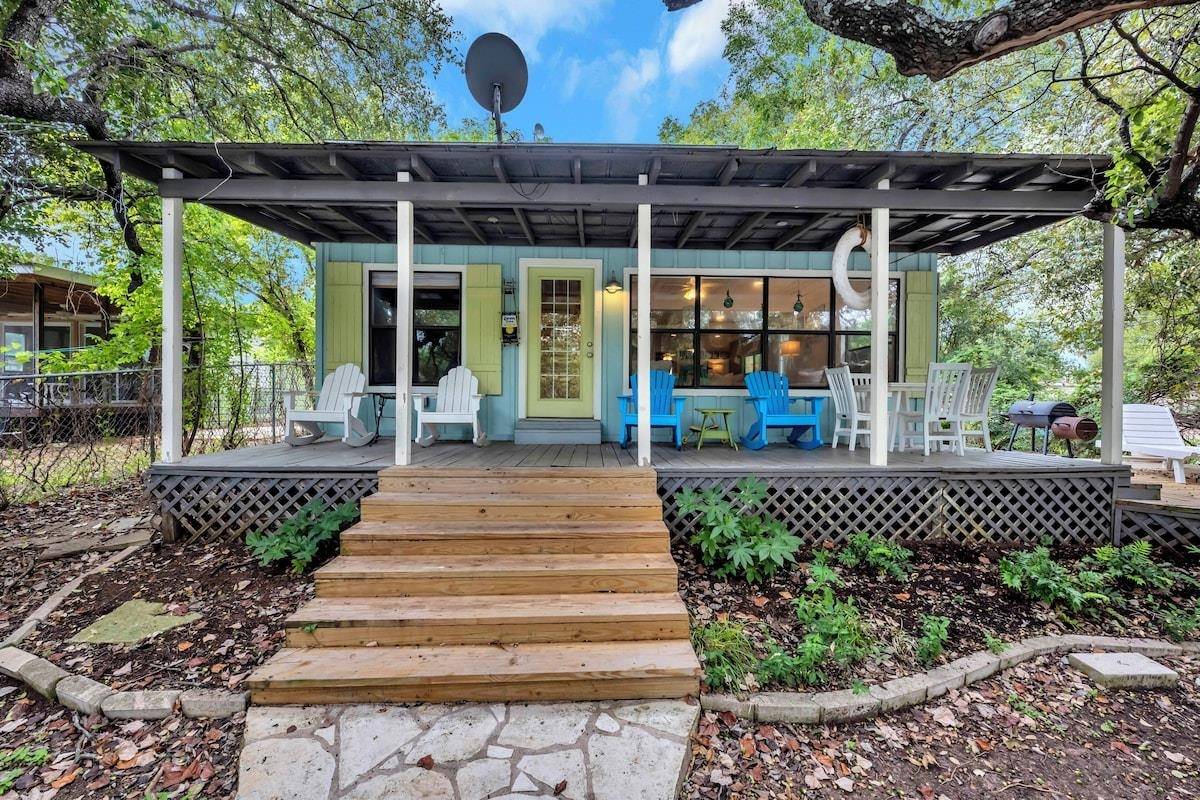 200 Highland DR, Kingsland, TX 78639