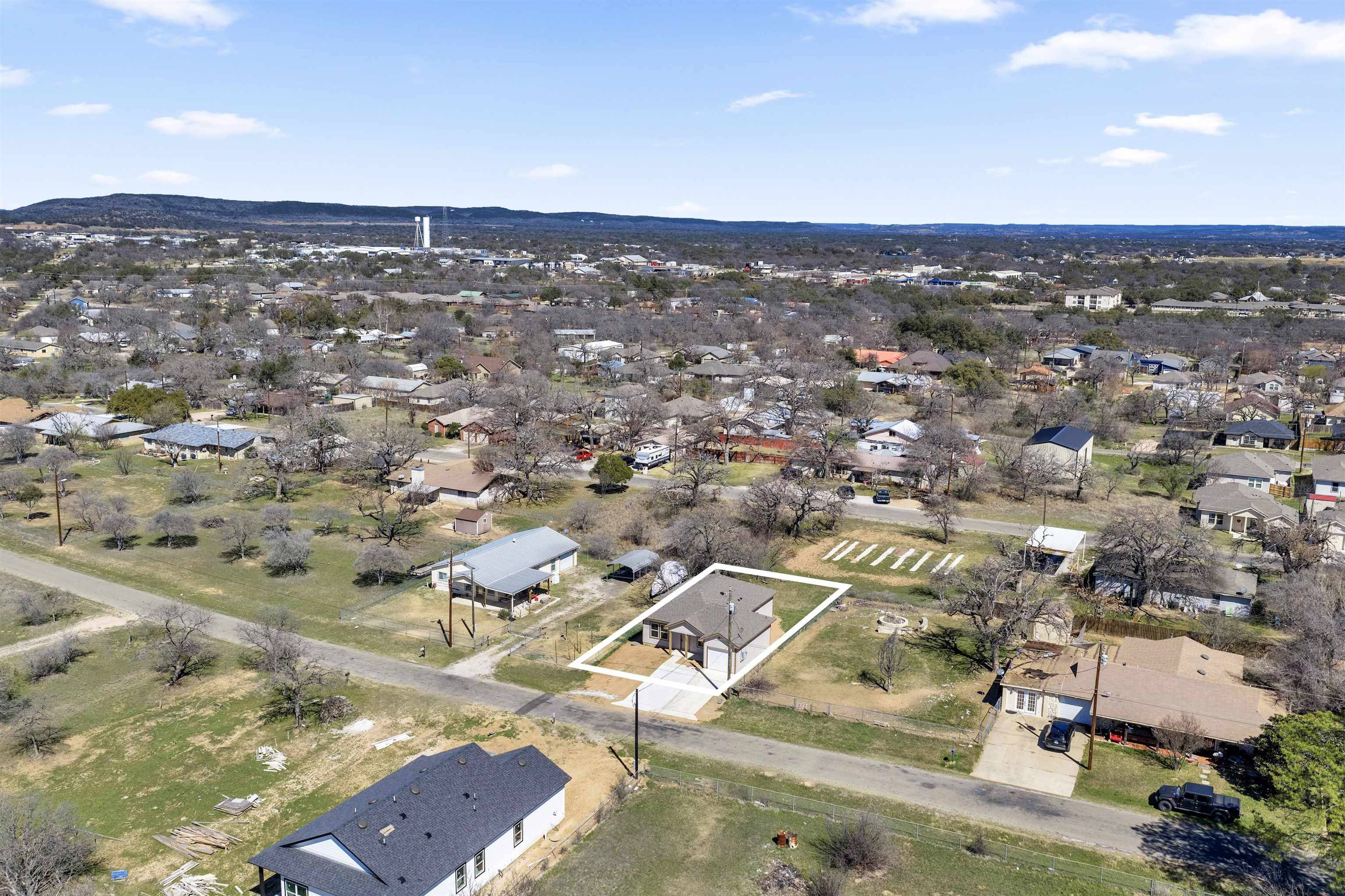 1858 Mosswood, Kingsland, TX 78639