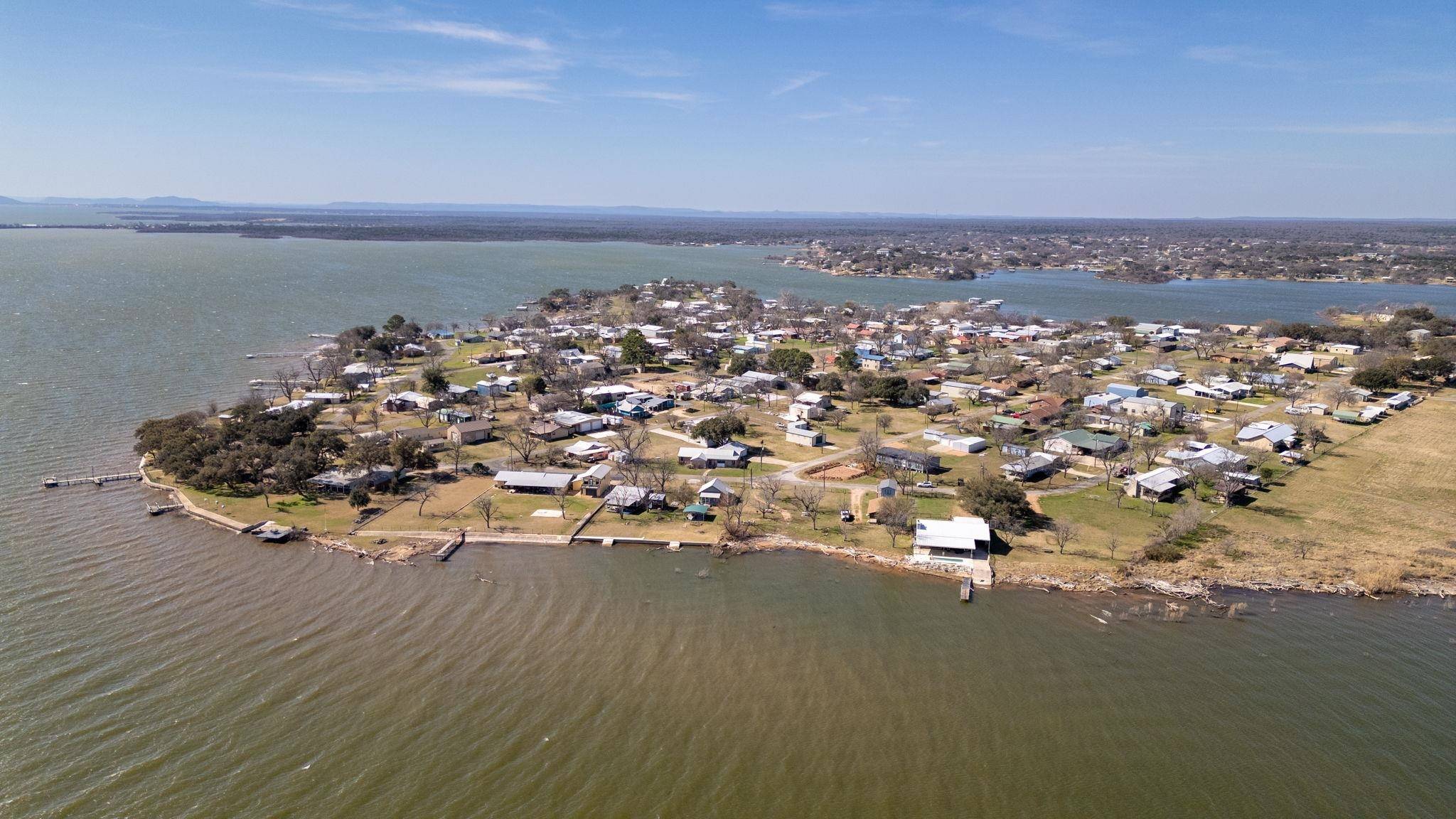 303 Lakeshore LOOP, Tow, TX 78672-5210