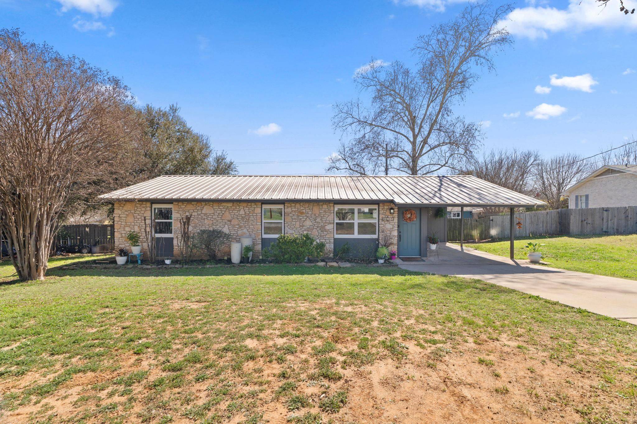 1114 Cedar DR, Marble Falls, TX 78654